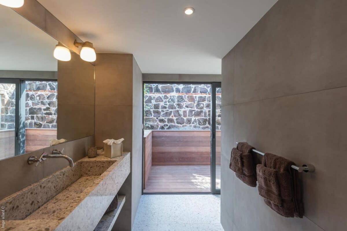 Four-Bedroom Villa photo 2