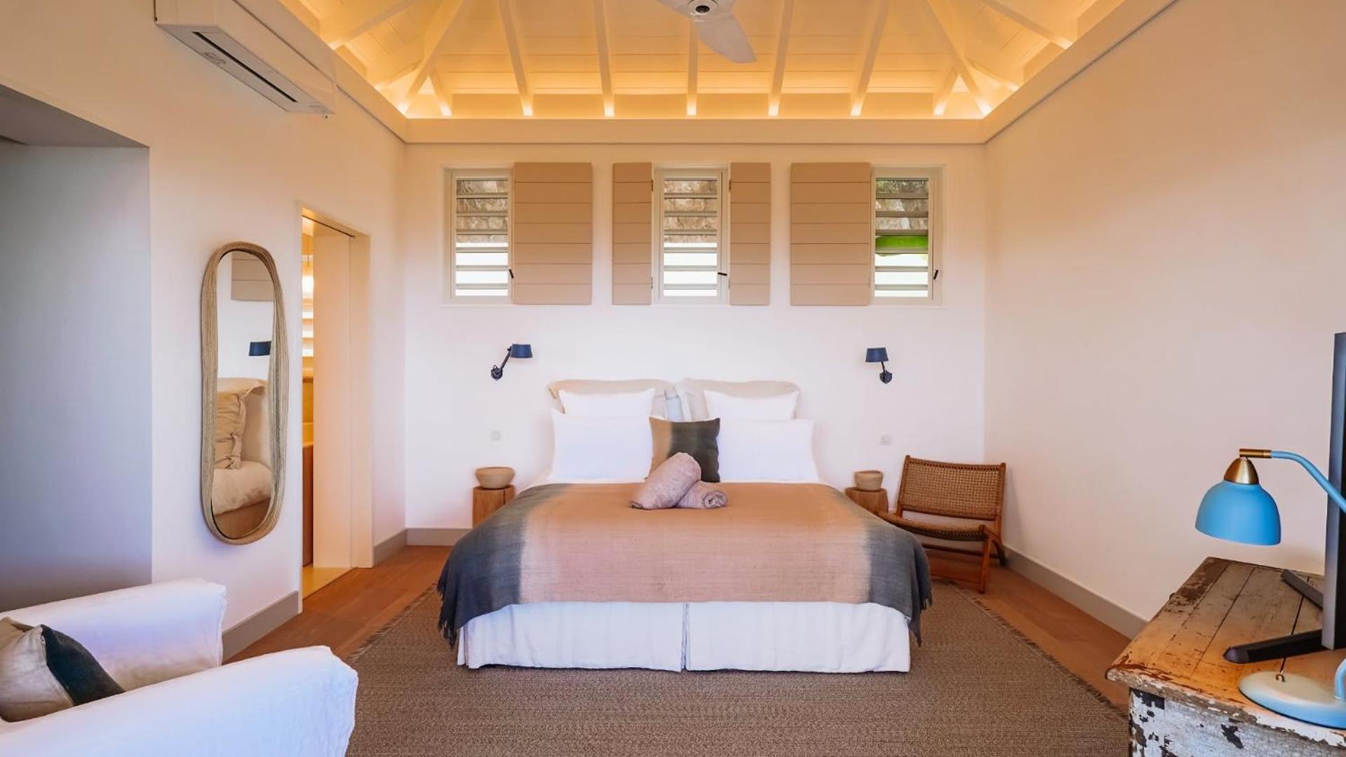Three-Bedroom Villa photo 1