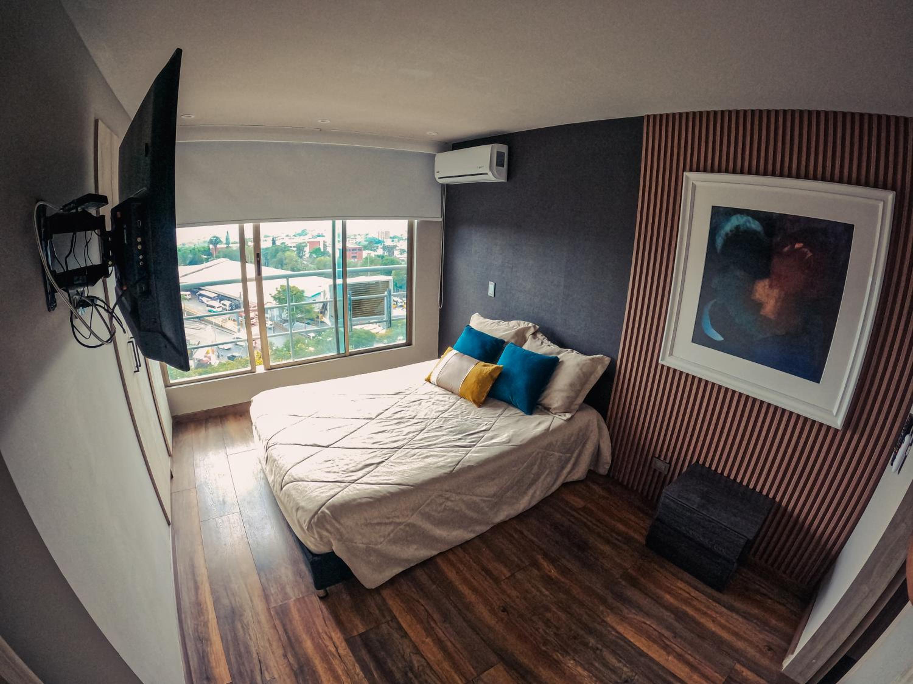One-Bedroom Deluxe Apartment