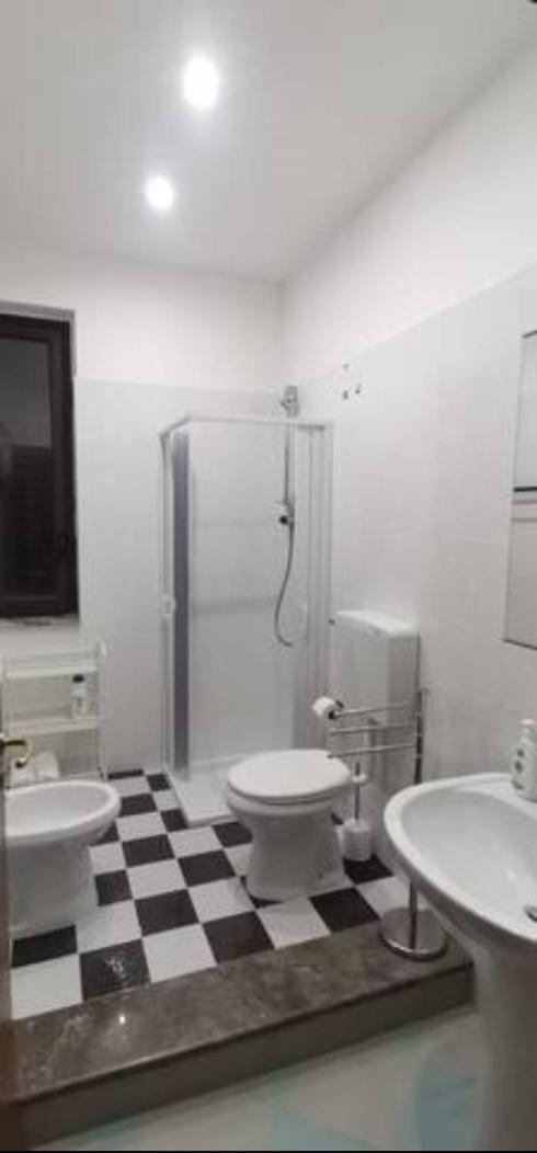 Two-Bedroom Apartment - Photo 9