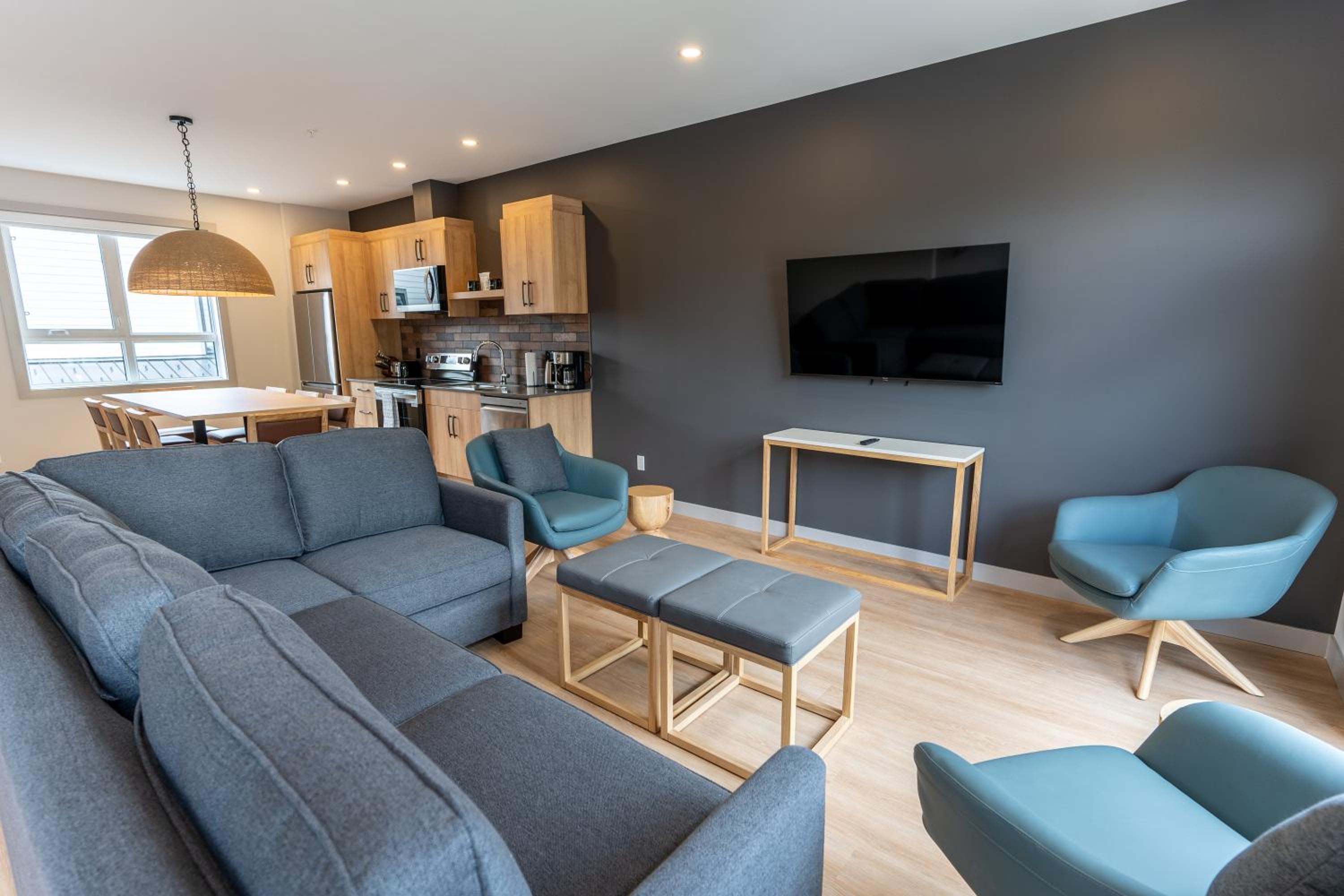 Six Bedroom Suite Adjoining photo 2