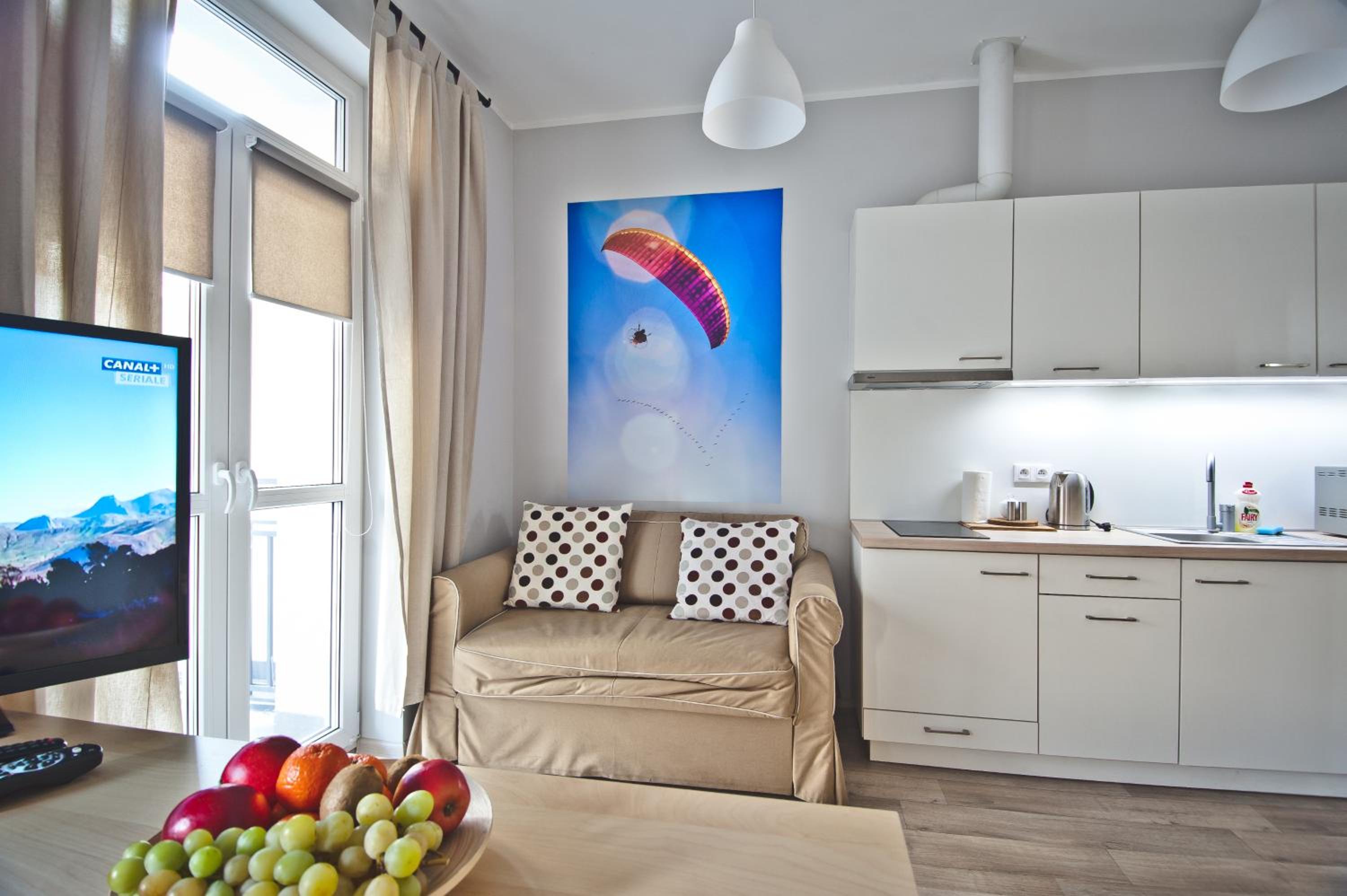 Studio Apartment with Terrace - Photo 6