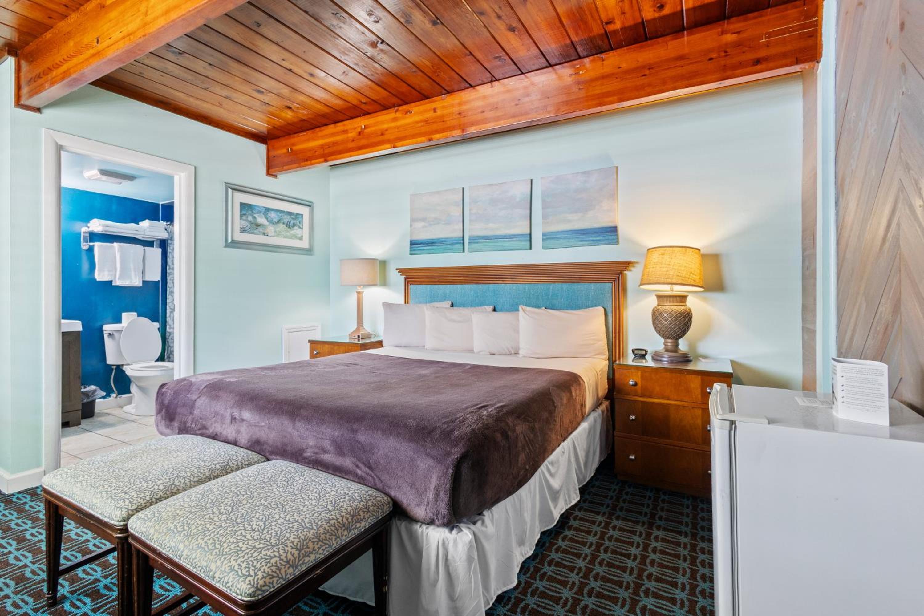King Suite with Ocean View photo 1