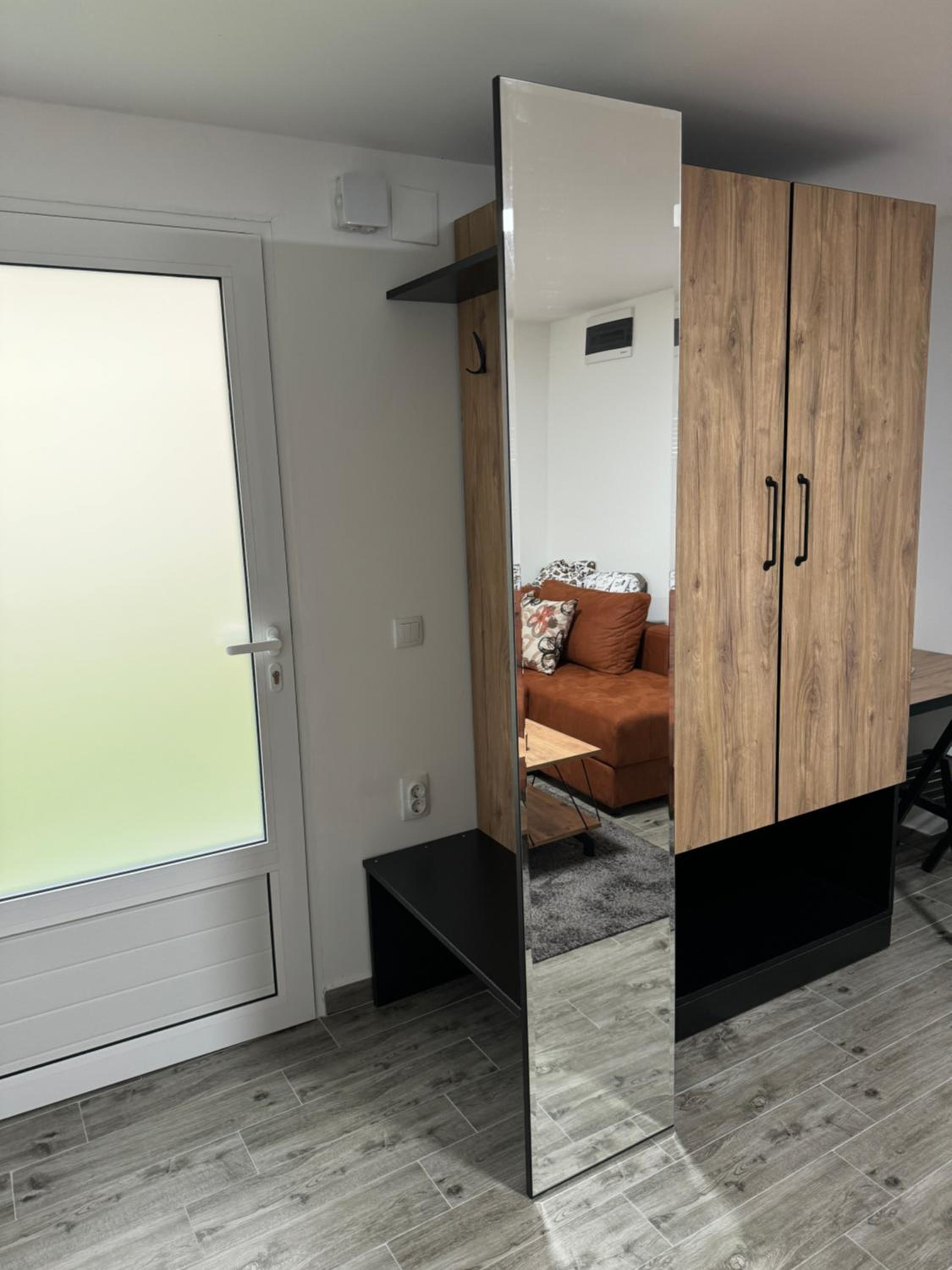 One-Bedroom House photo 3