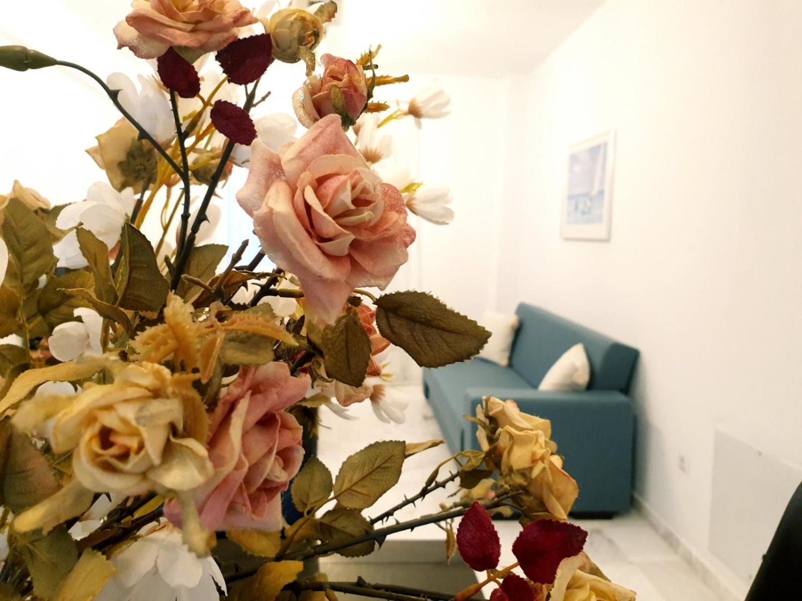 Deluxe Two-Bedroom Apartment with Garden View photo 1