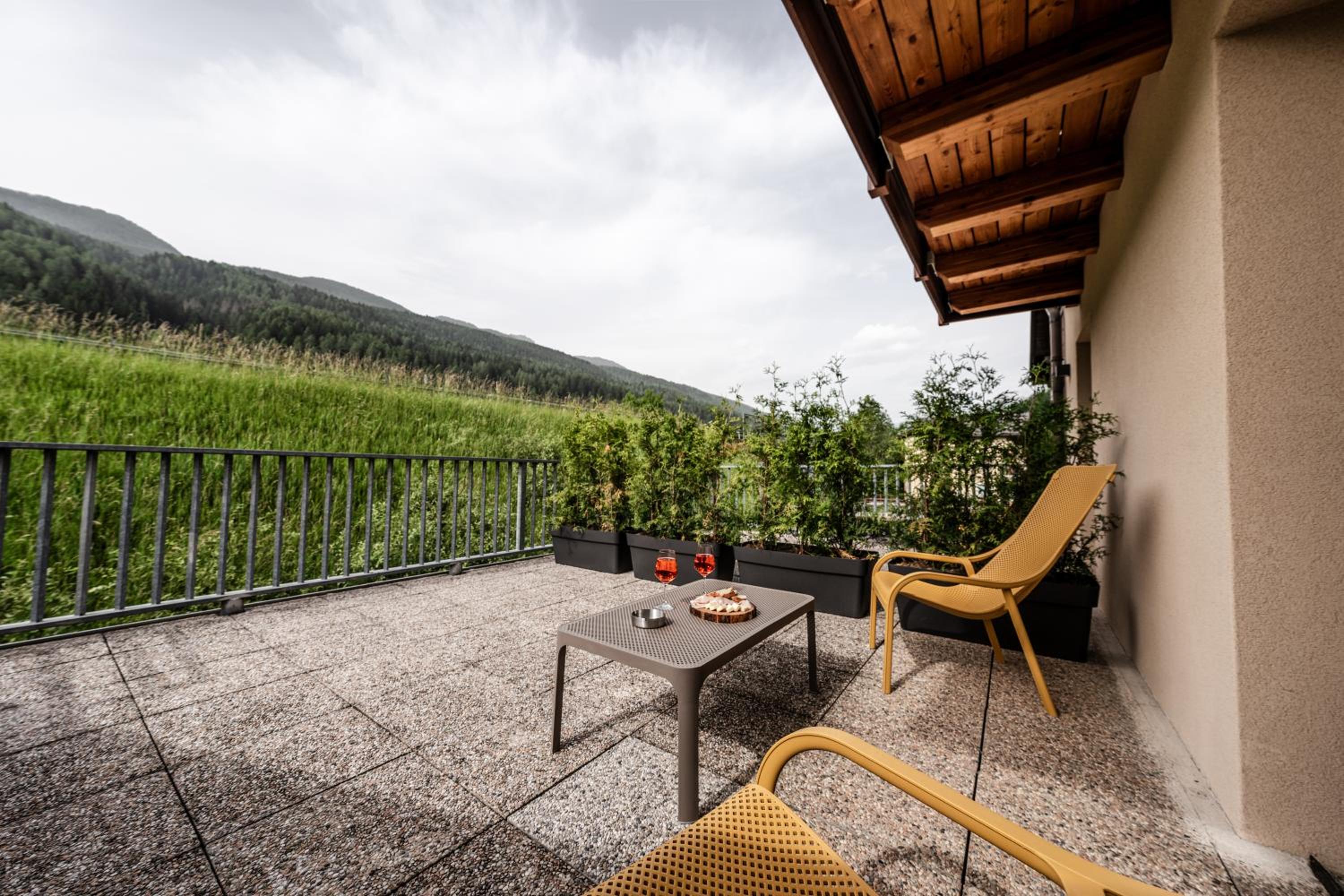 Double or Twin Room with Terrace - Photo 14