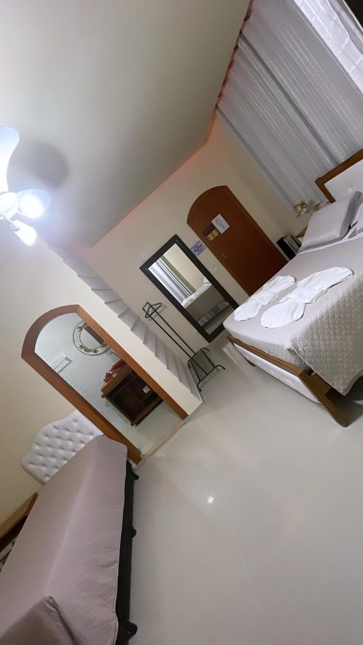 Standard Triple Room - Photo 13