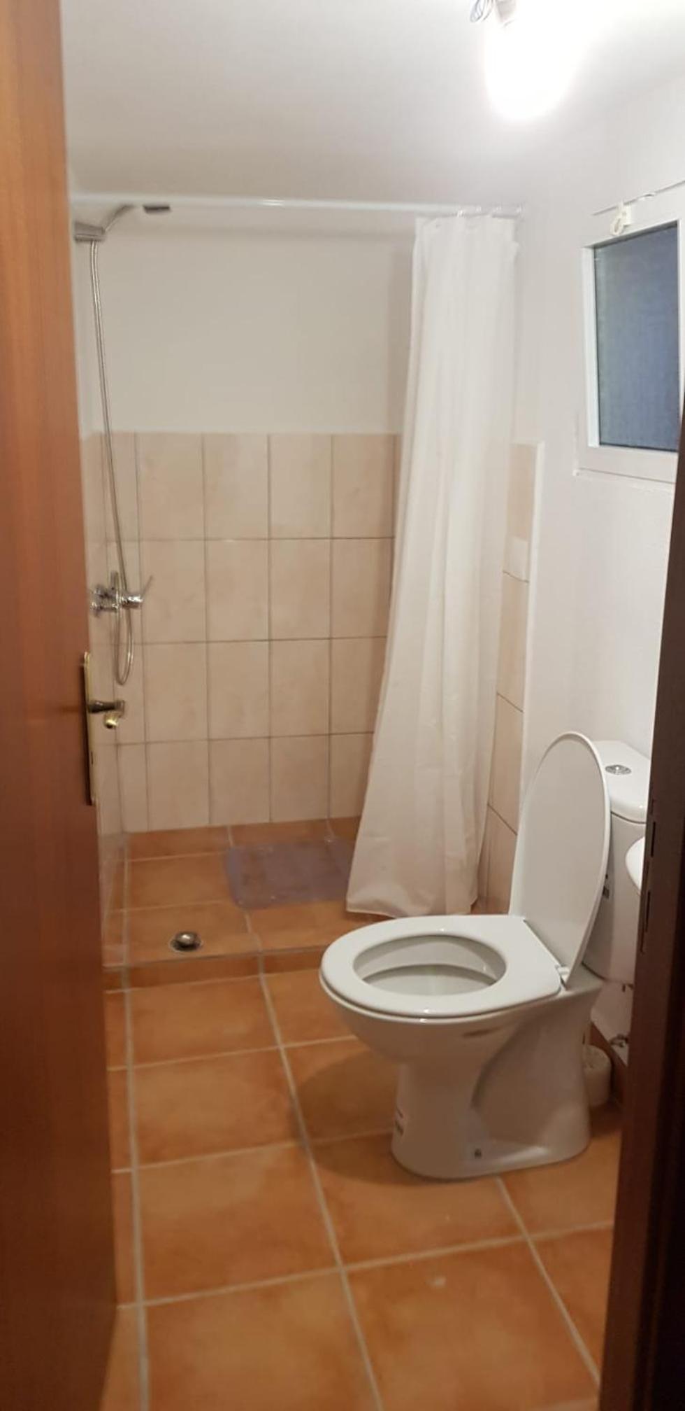 One-Bedroom House photo 2