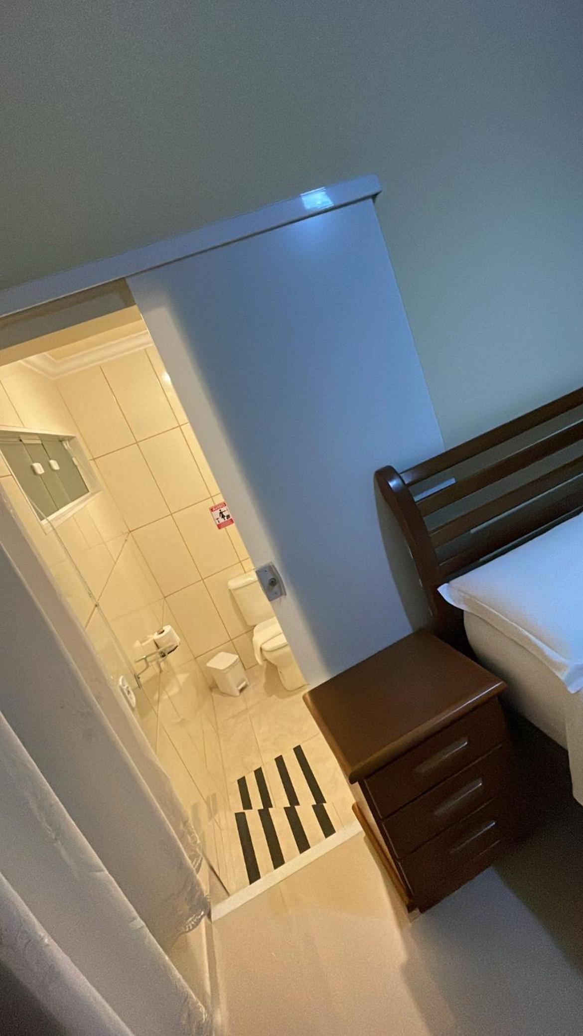 Double Room - Photo 8