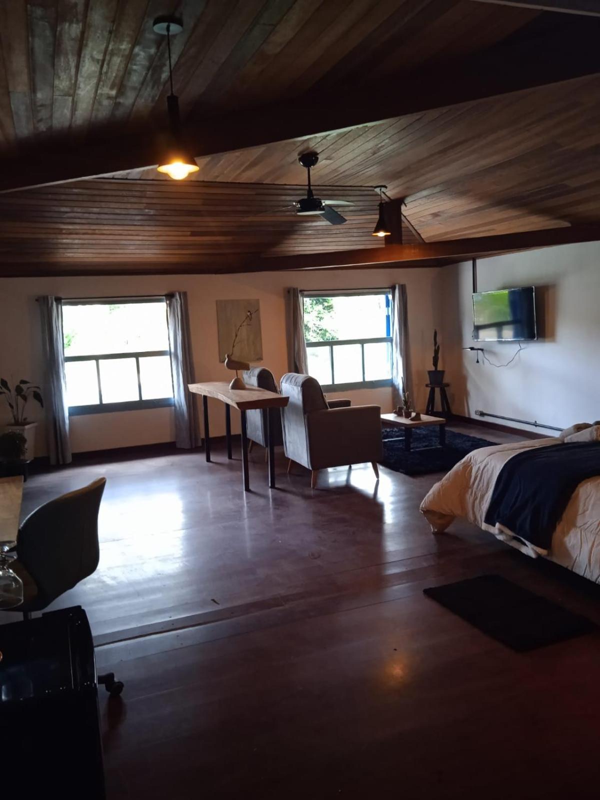 One-Bedroom Suite photo 1