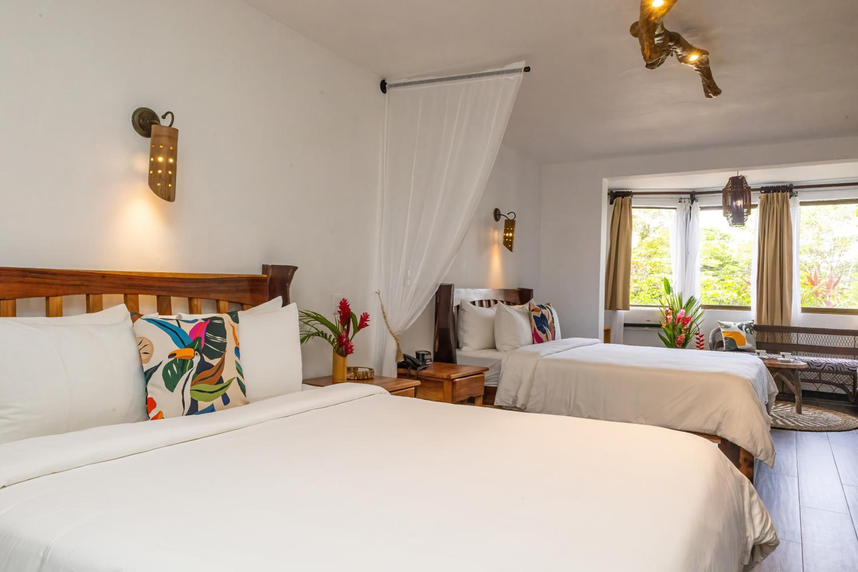 Double Queen Suite