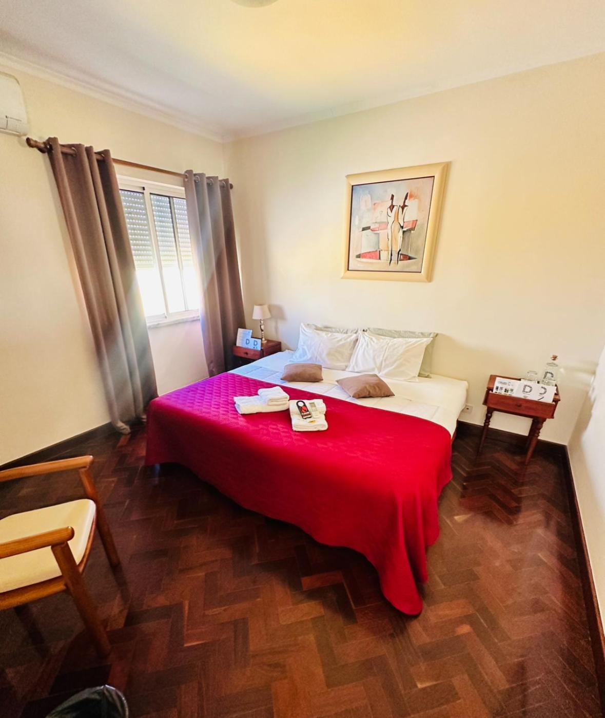 Deluxe Queen Room