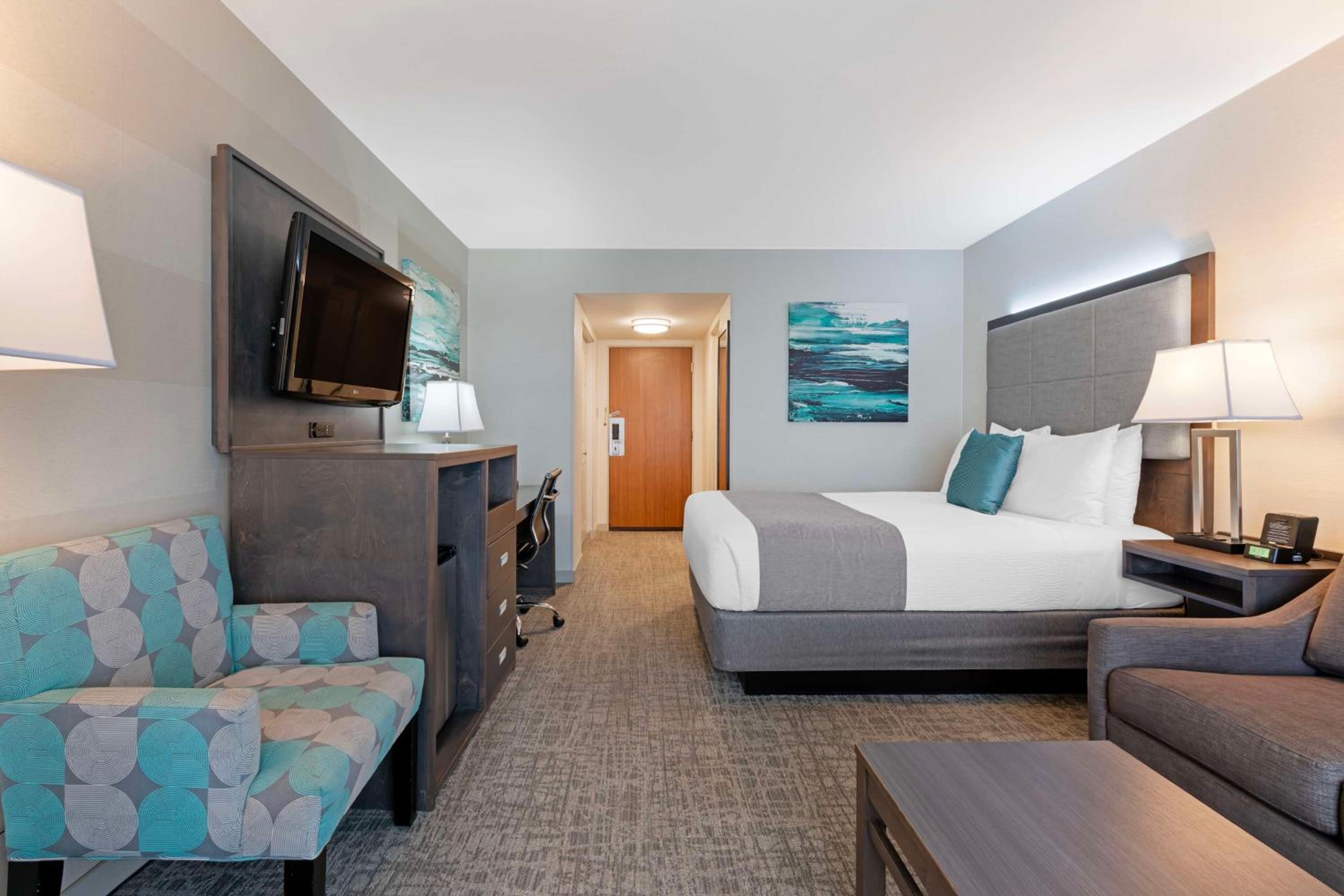 Family Suite - Non-Smoking - Photo 5