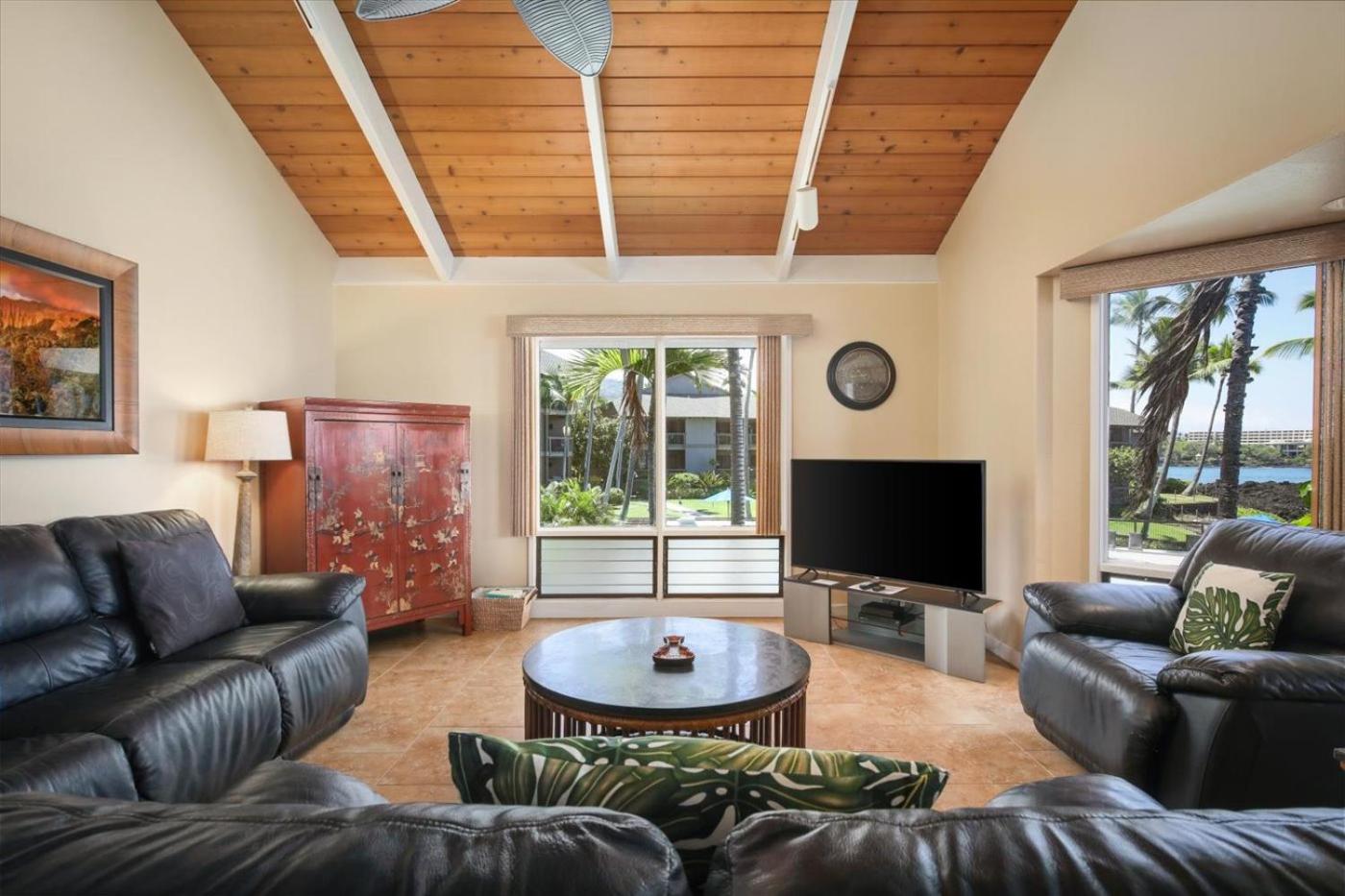 Oceanfront 3 Bedroom 3 Bath