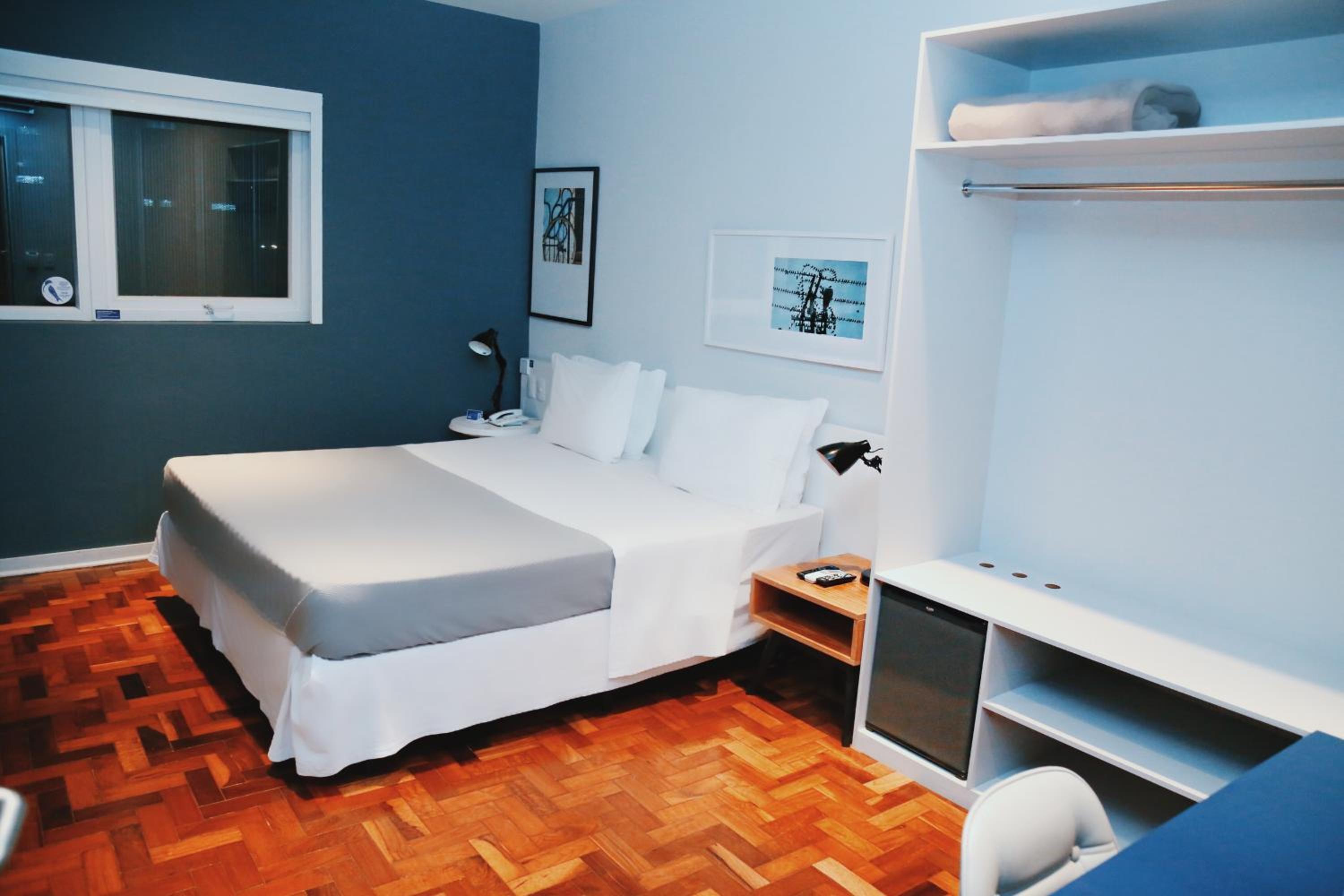 Available room