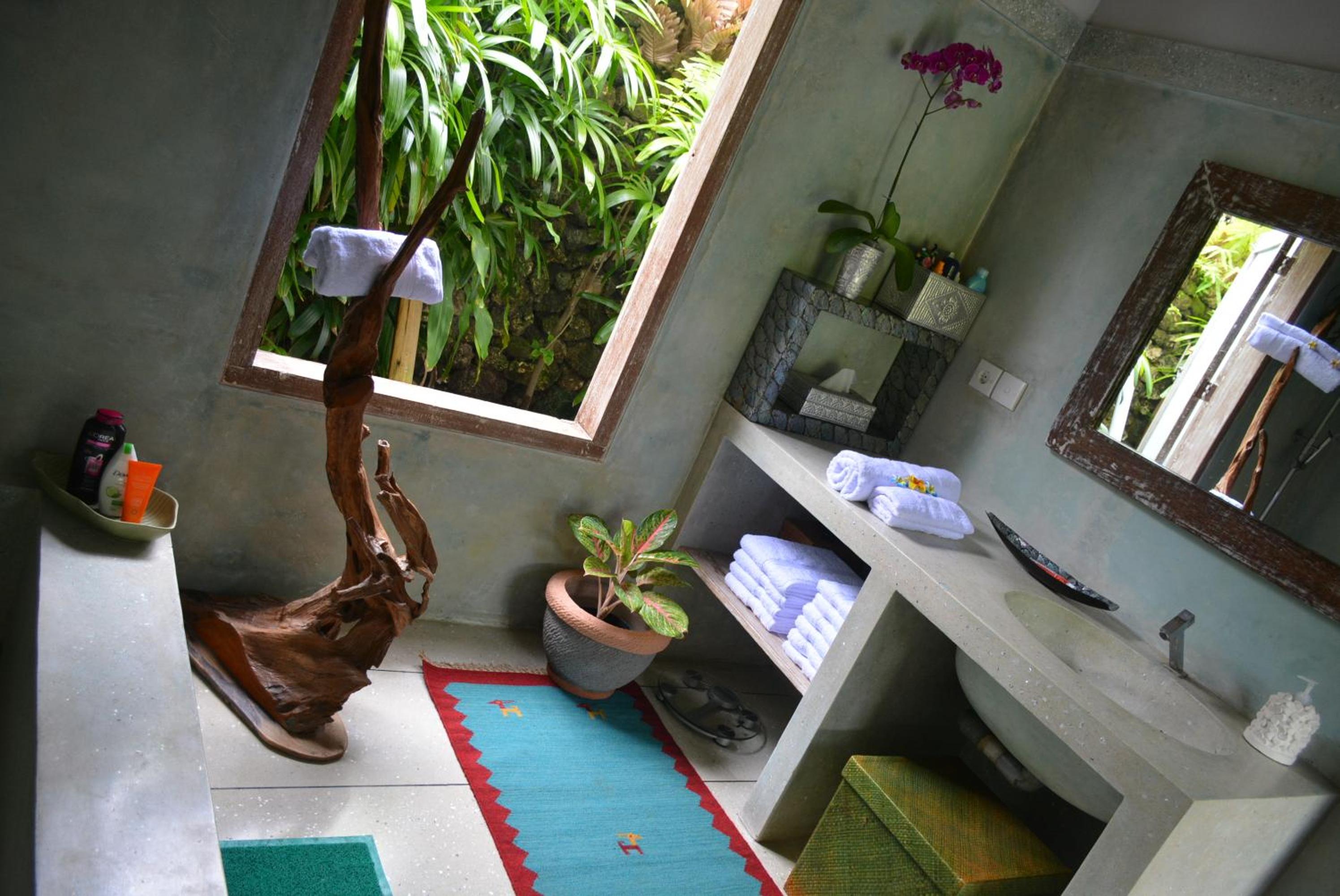 Three-Bedroom Villa - Photo 20