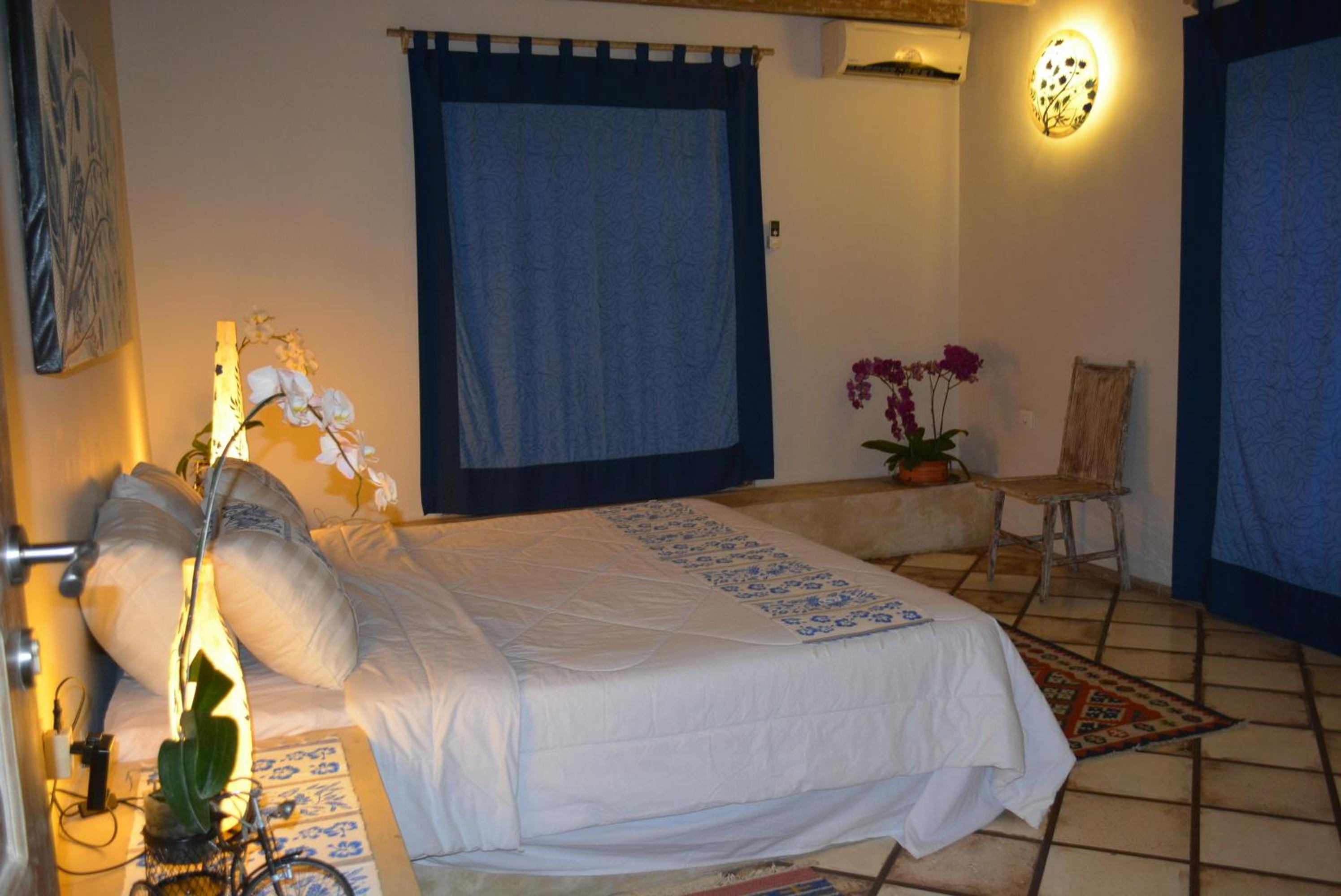 Three-Bedroom Villa - Photo 19