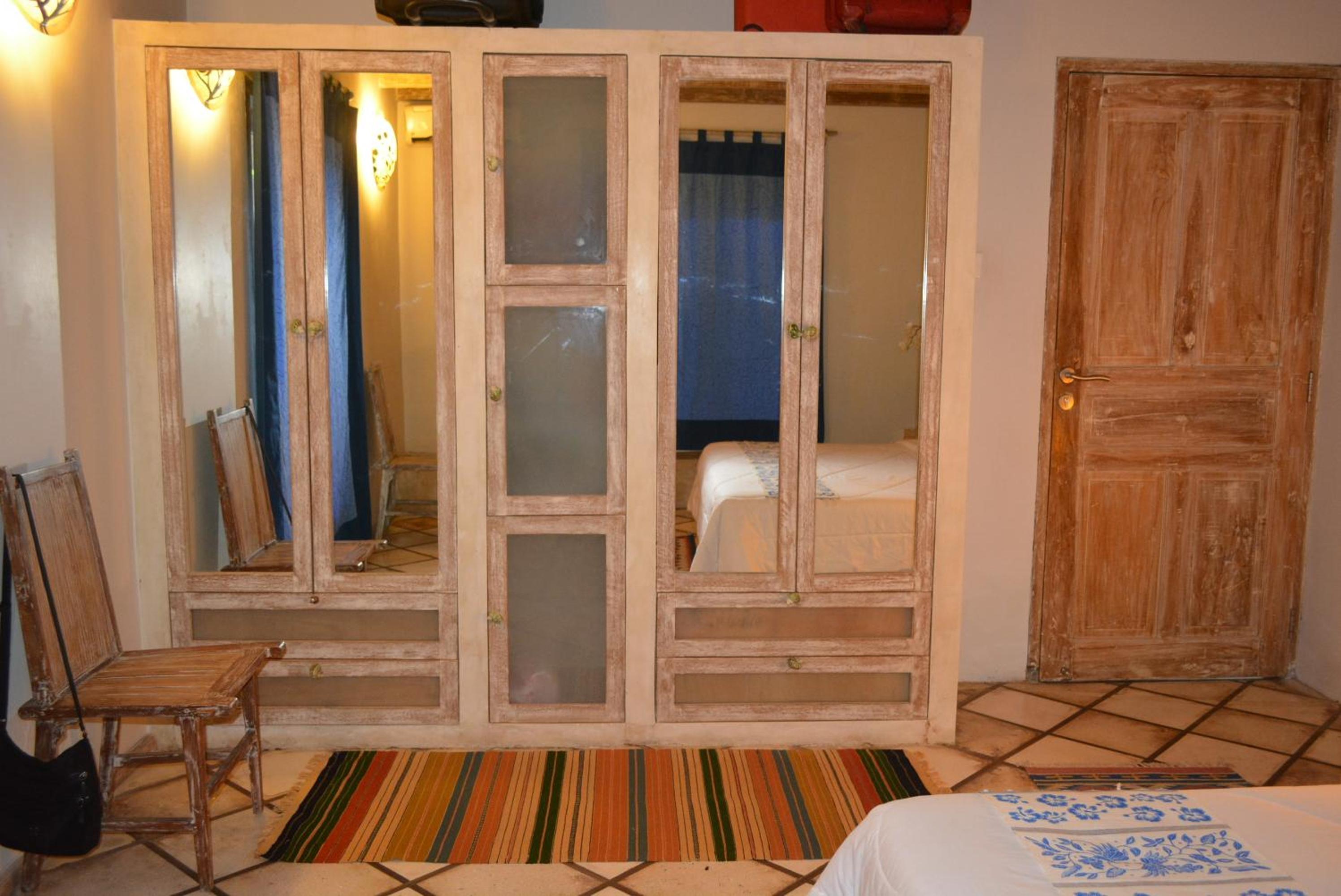 Three-Bedroom Villa - Photo 10