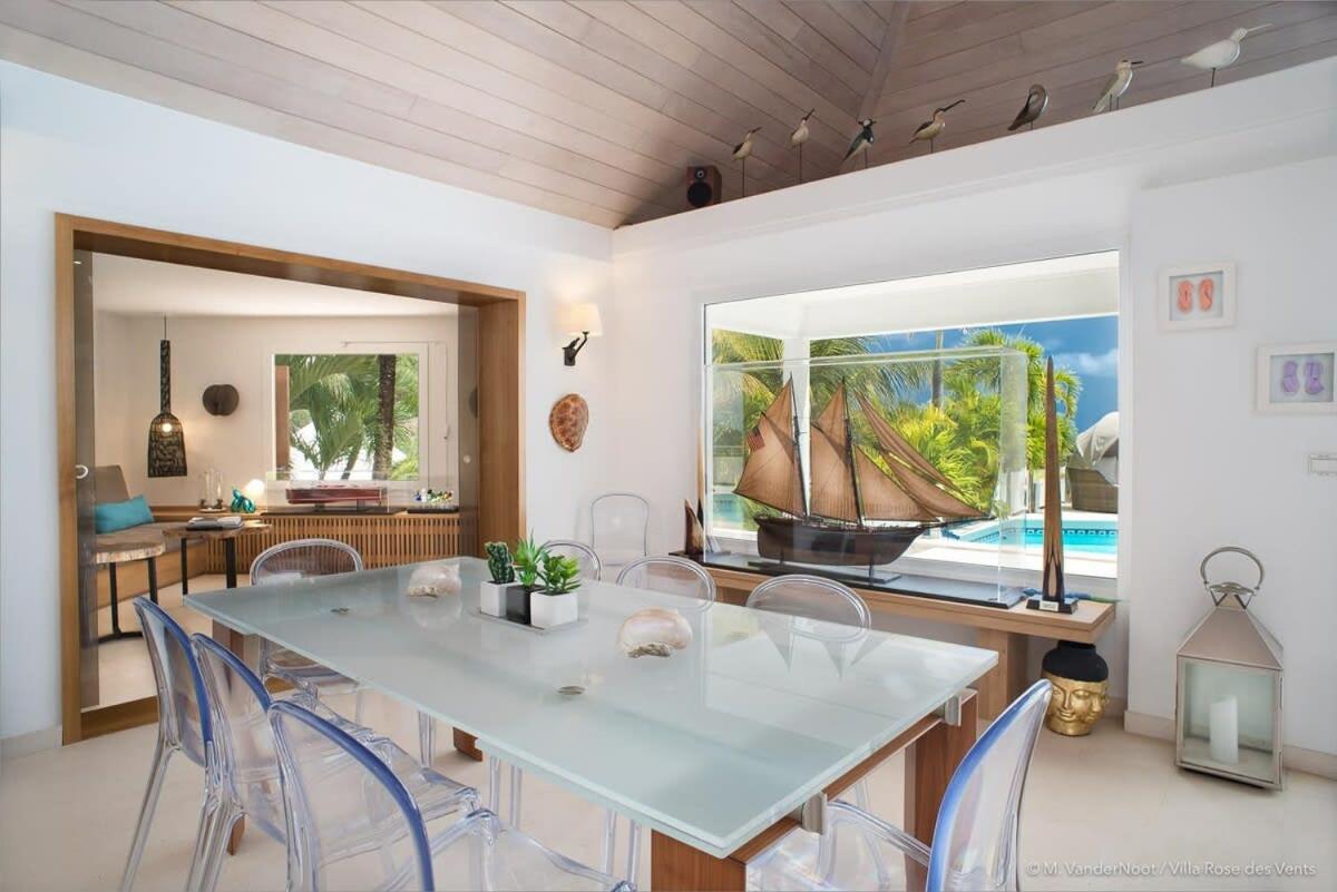 Four-Bedroom Villa photo 2