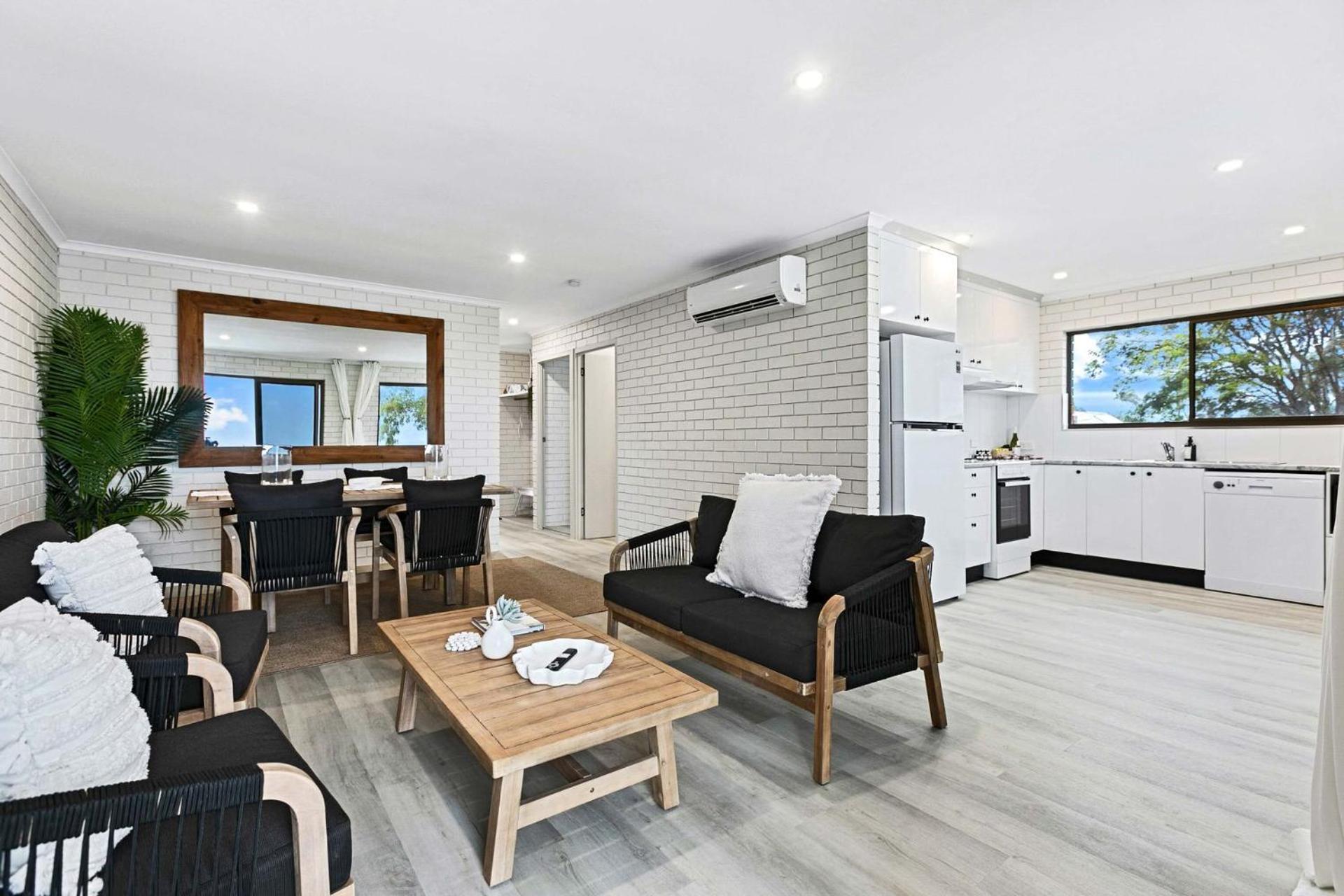 Apartment With Balcony photo 1