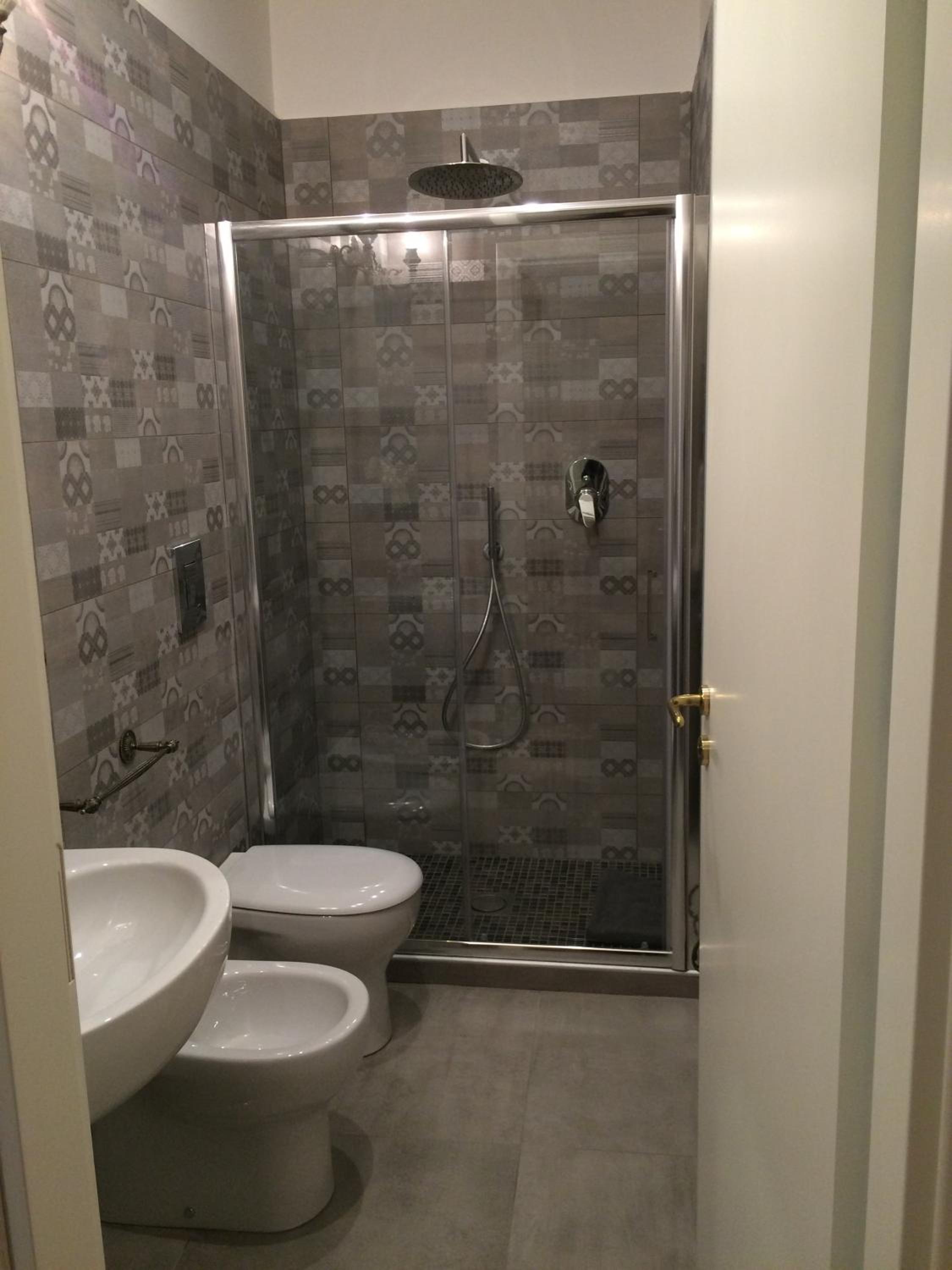 Double Room - Photo 20