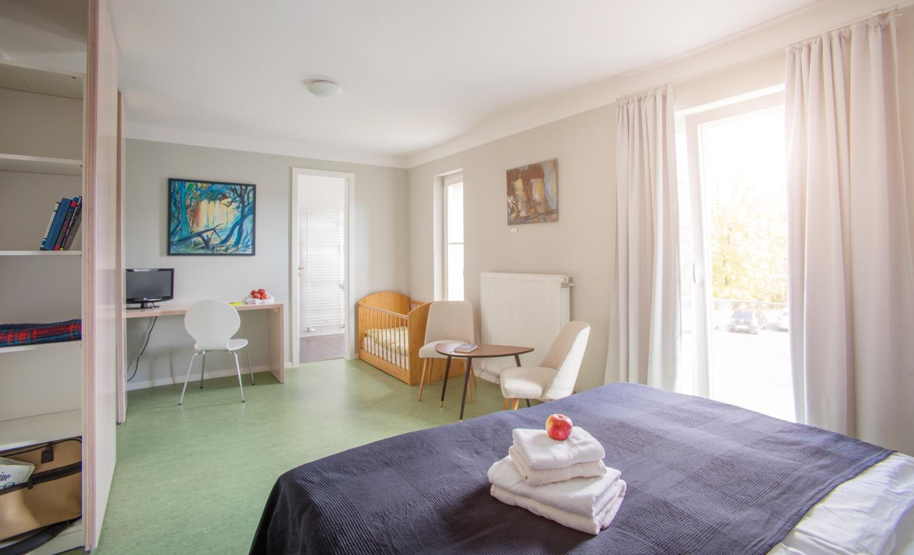 Double Room with Private Bathroom - Photo 1