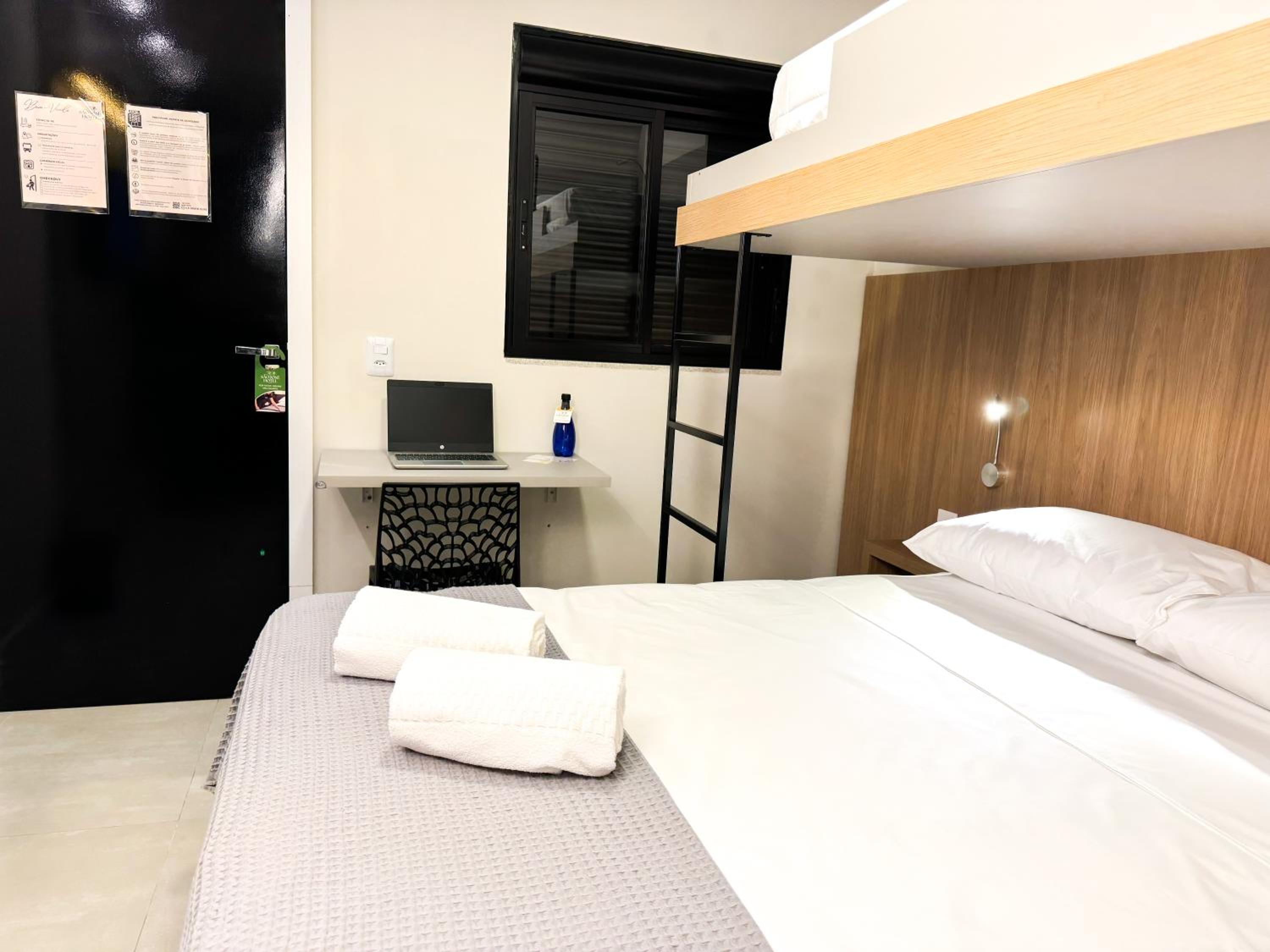 Standard Suite