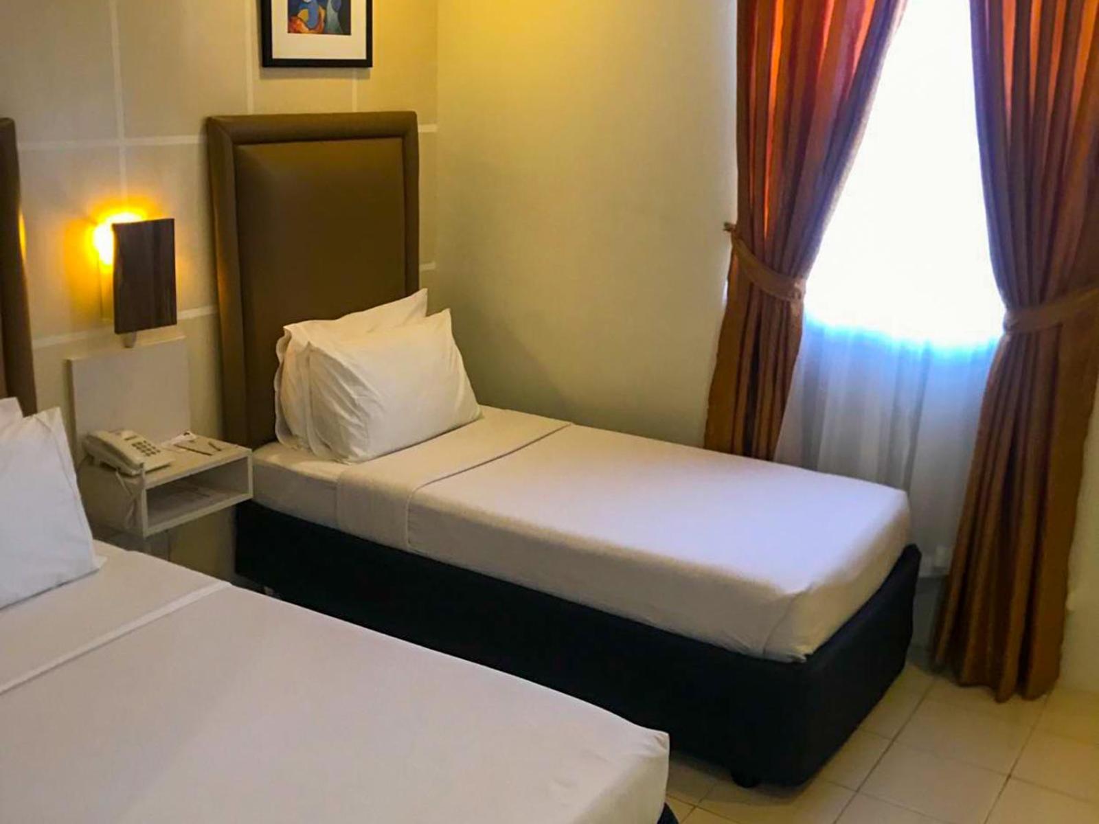 Deluxe Twin Room - Photo 6