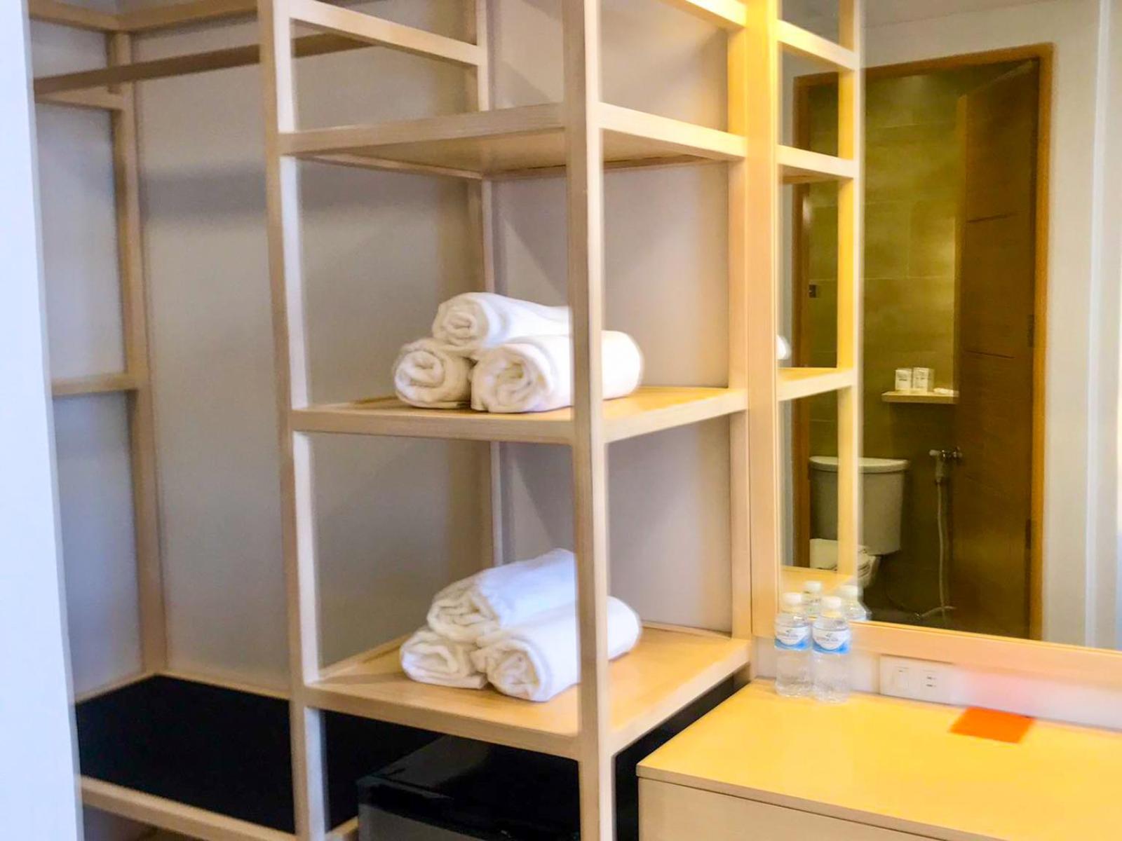 Deluxe Twin Room - Photo 10