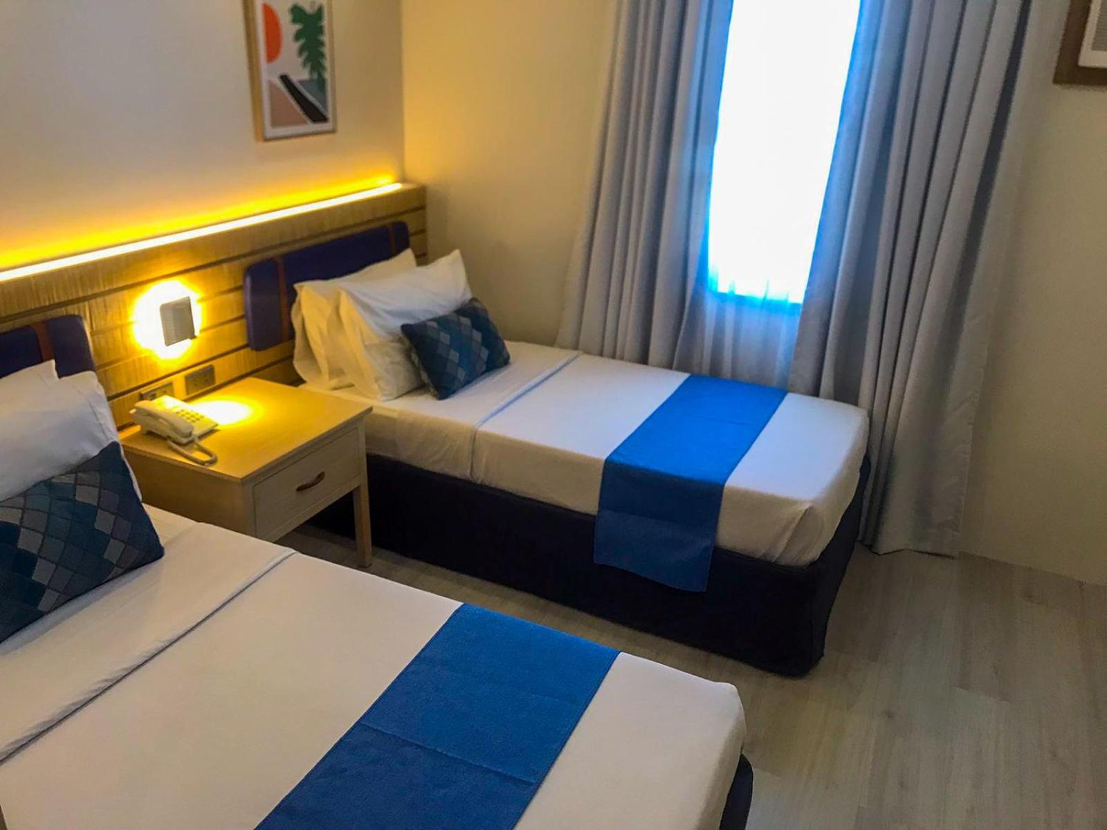 Deluxe Twin Room - Photo 18