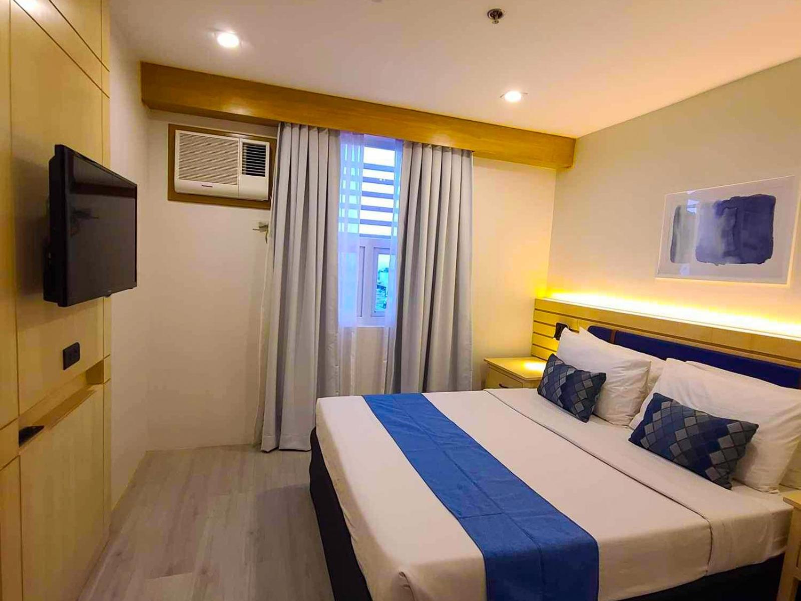 Premier Single Room