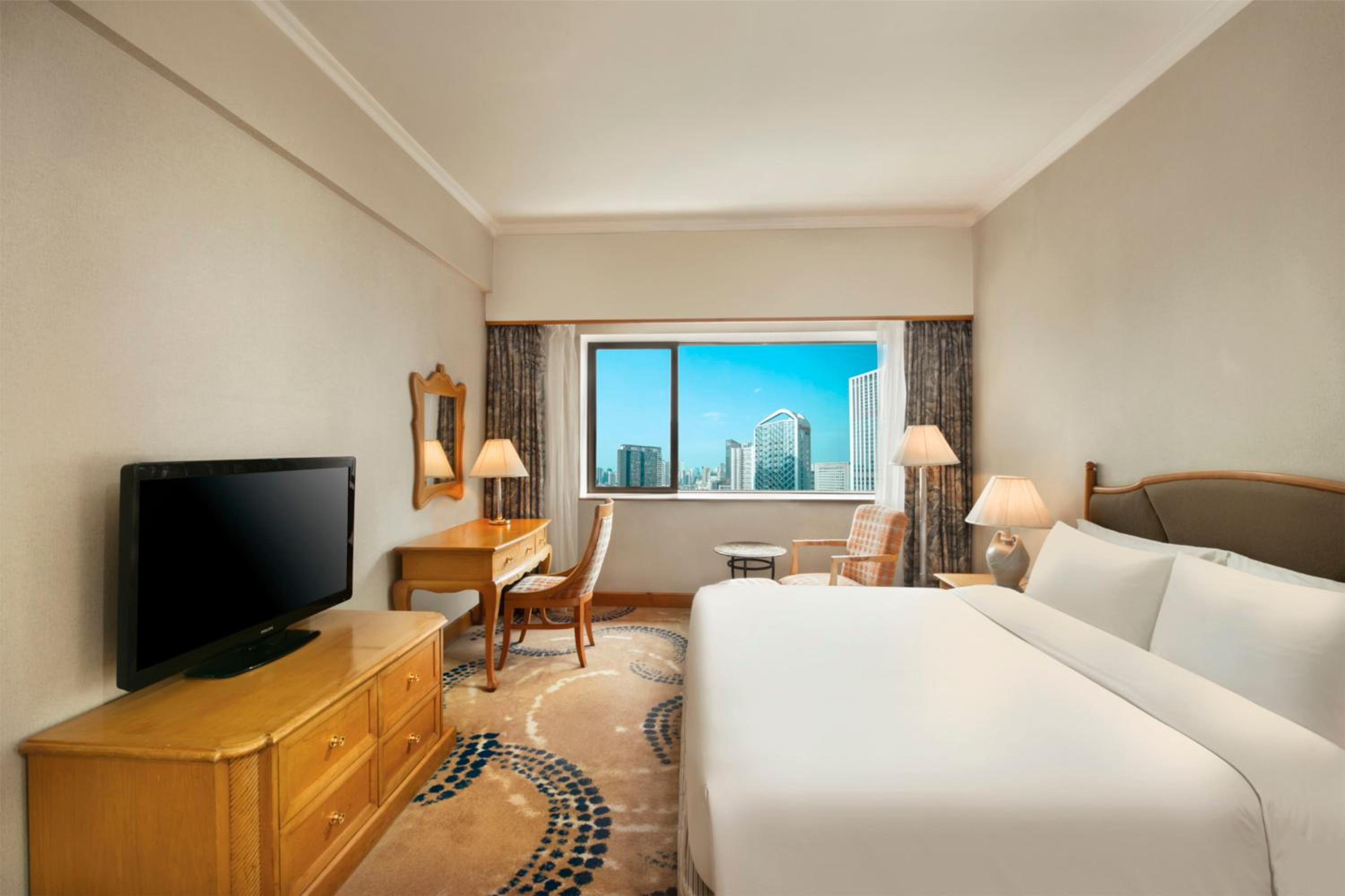 Premium King Room - Lounge Access - Photo 1