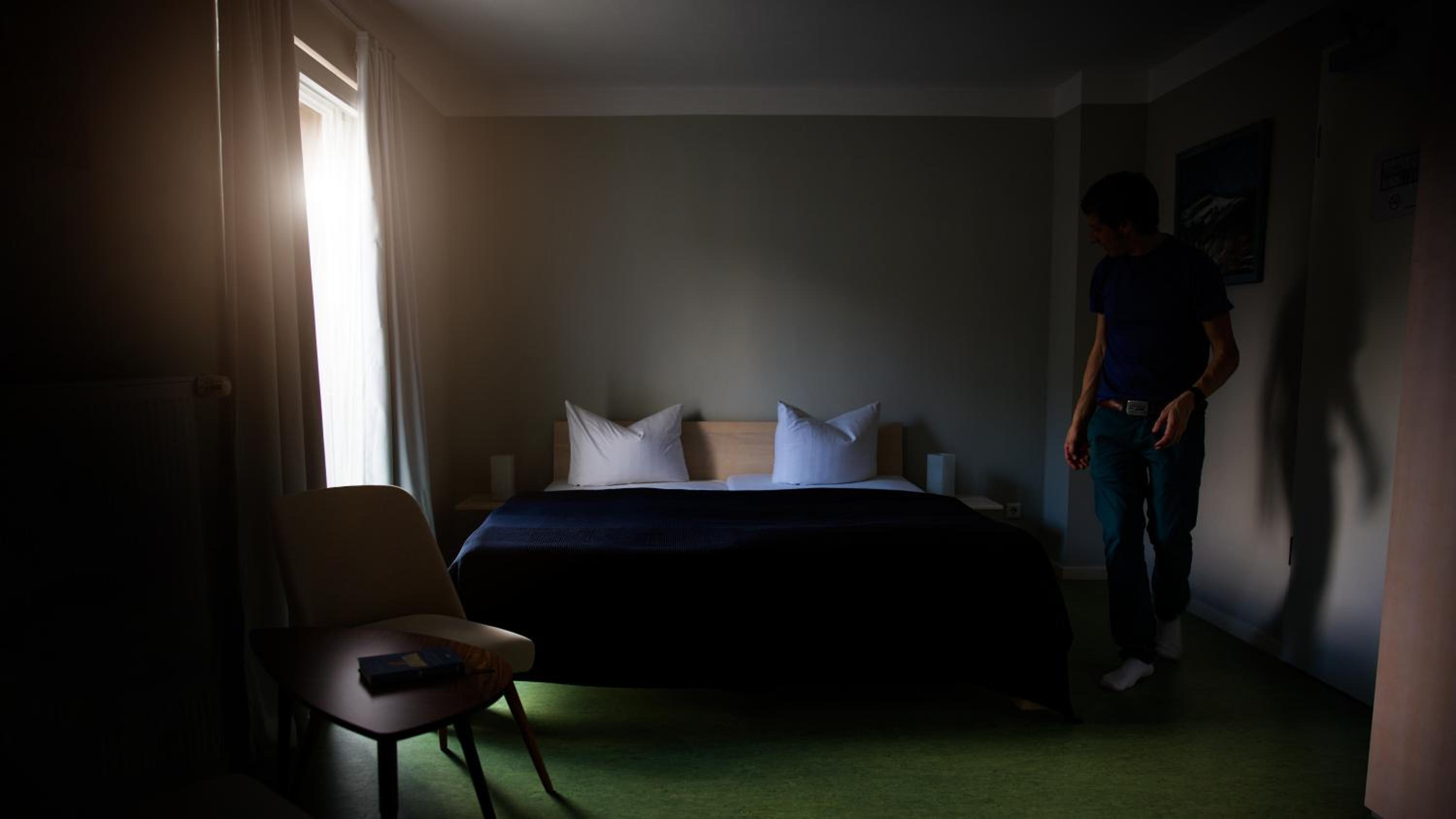 Double Room with Private Bathroom - Photo 4