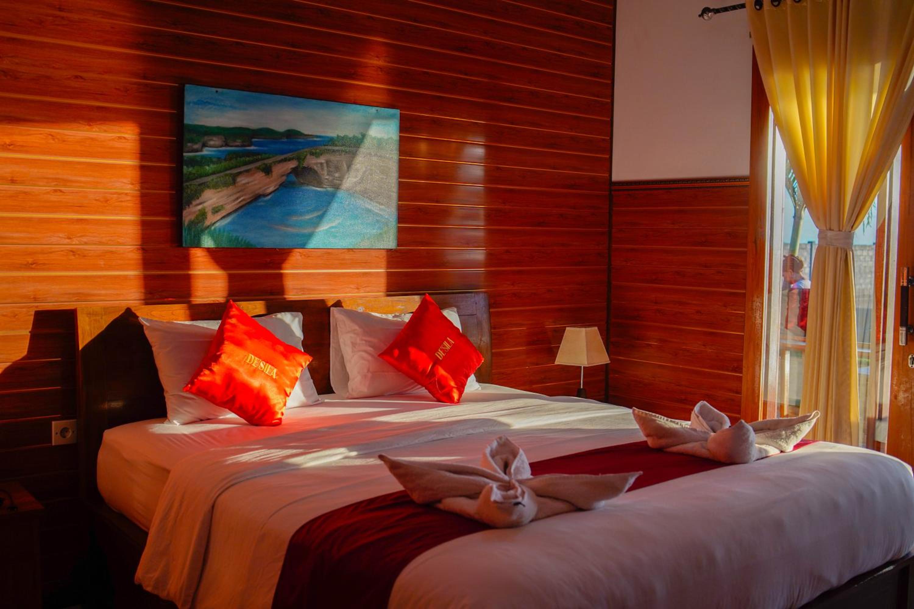 Double Room with Pool View - Photo 8