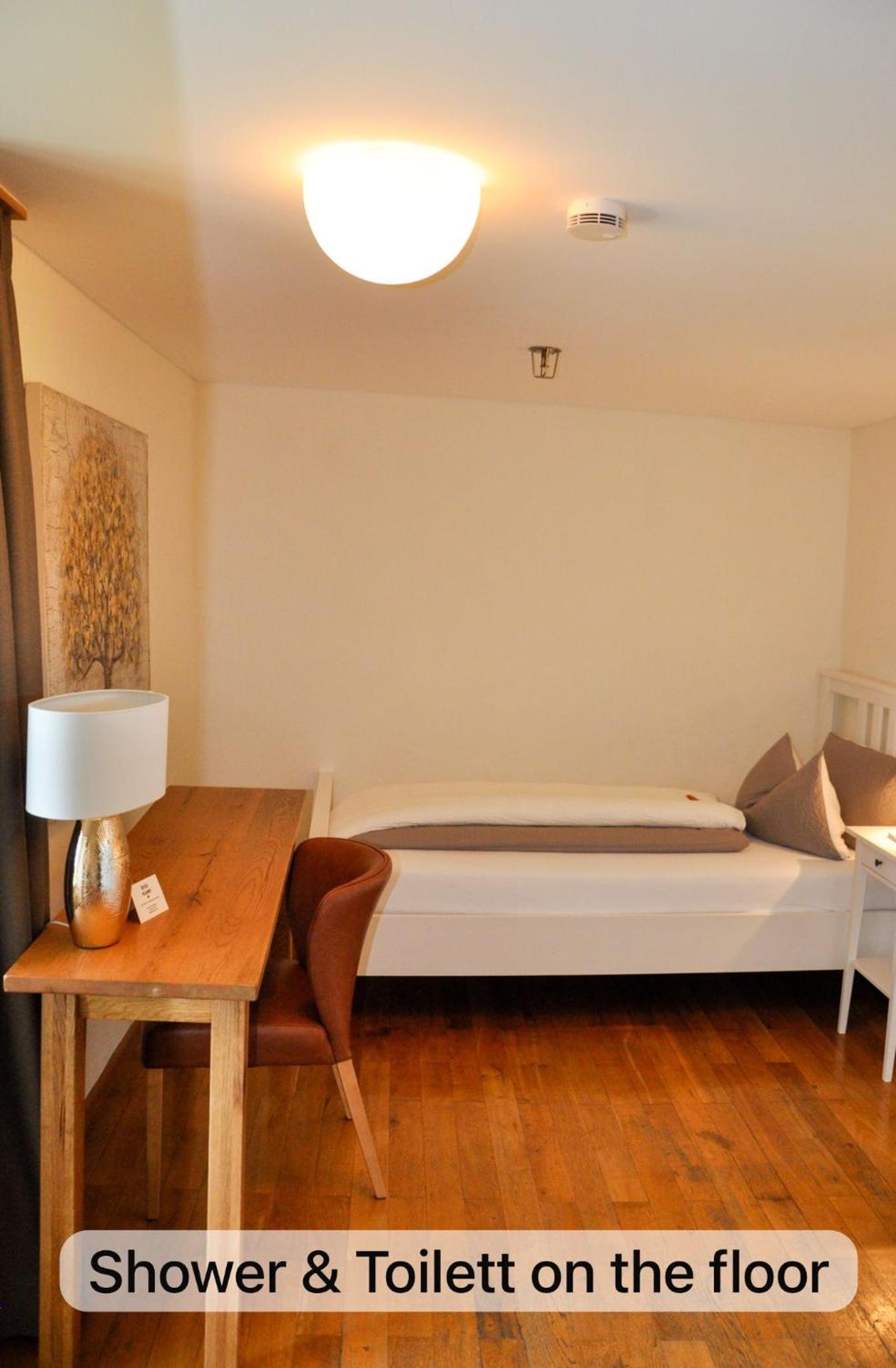 Single Room photo 2