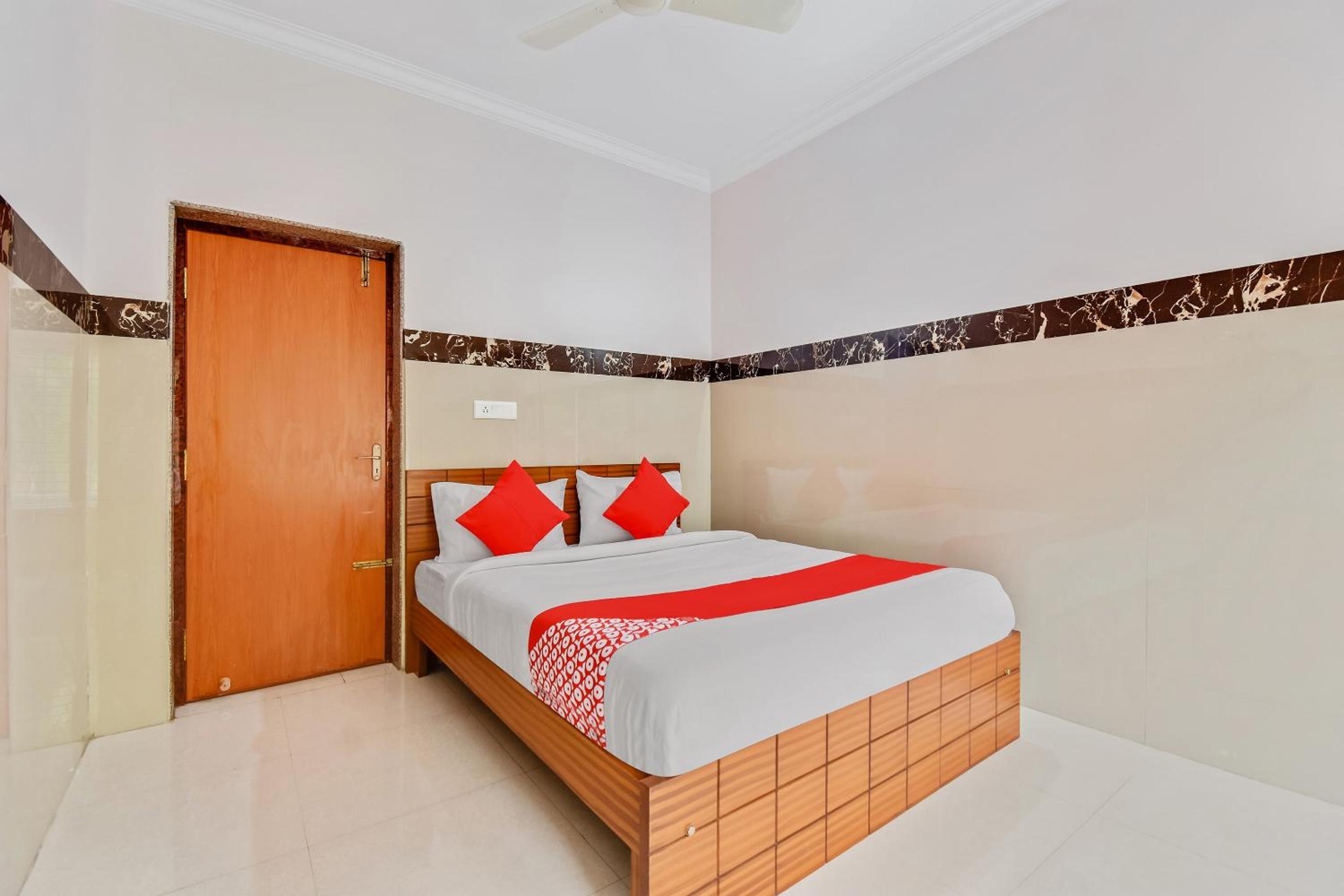 Deluxe Triple Room photo 3