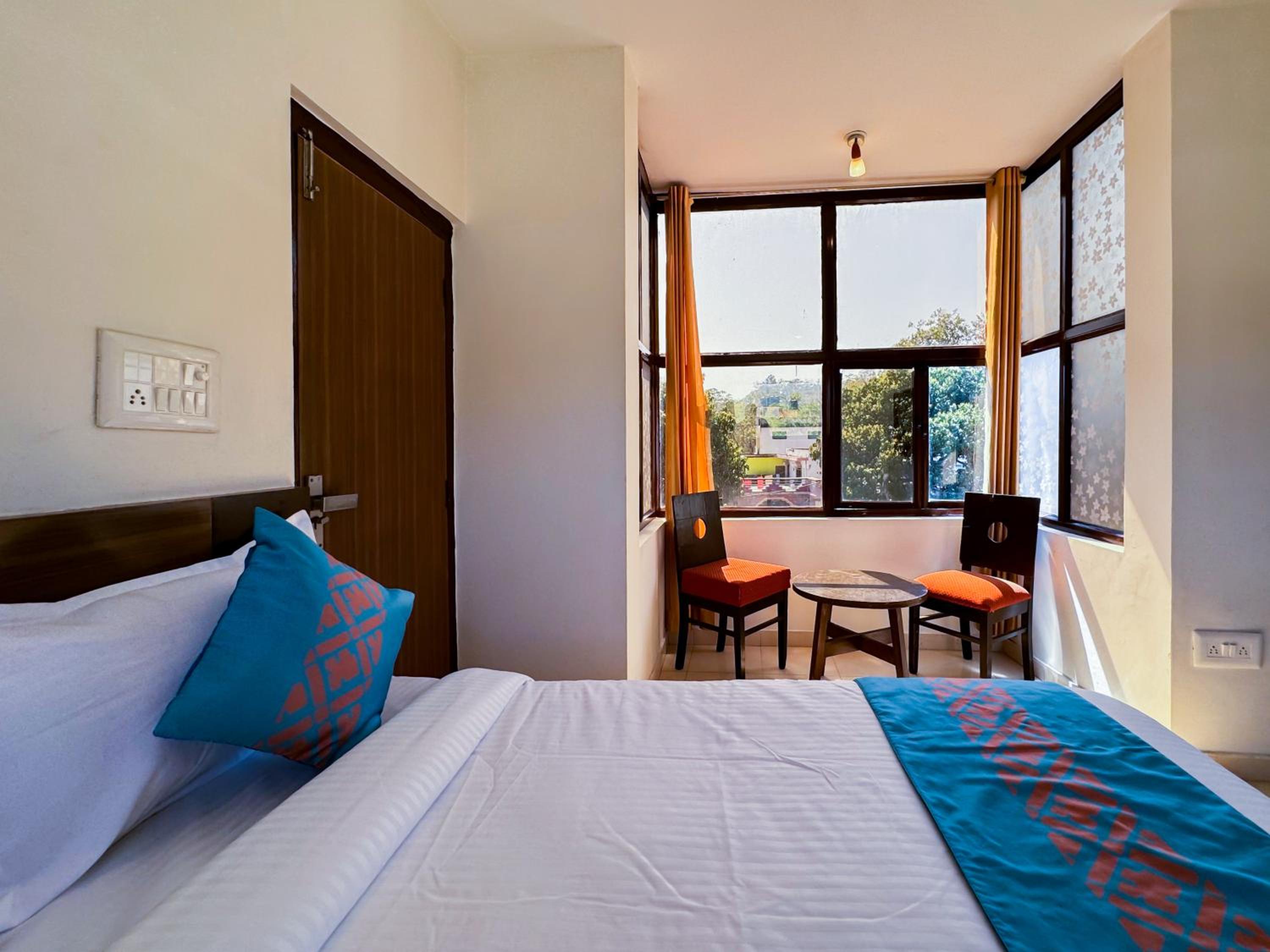Double Room With Pool View photo 1