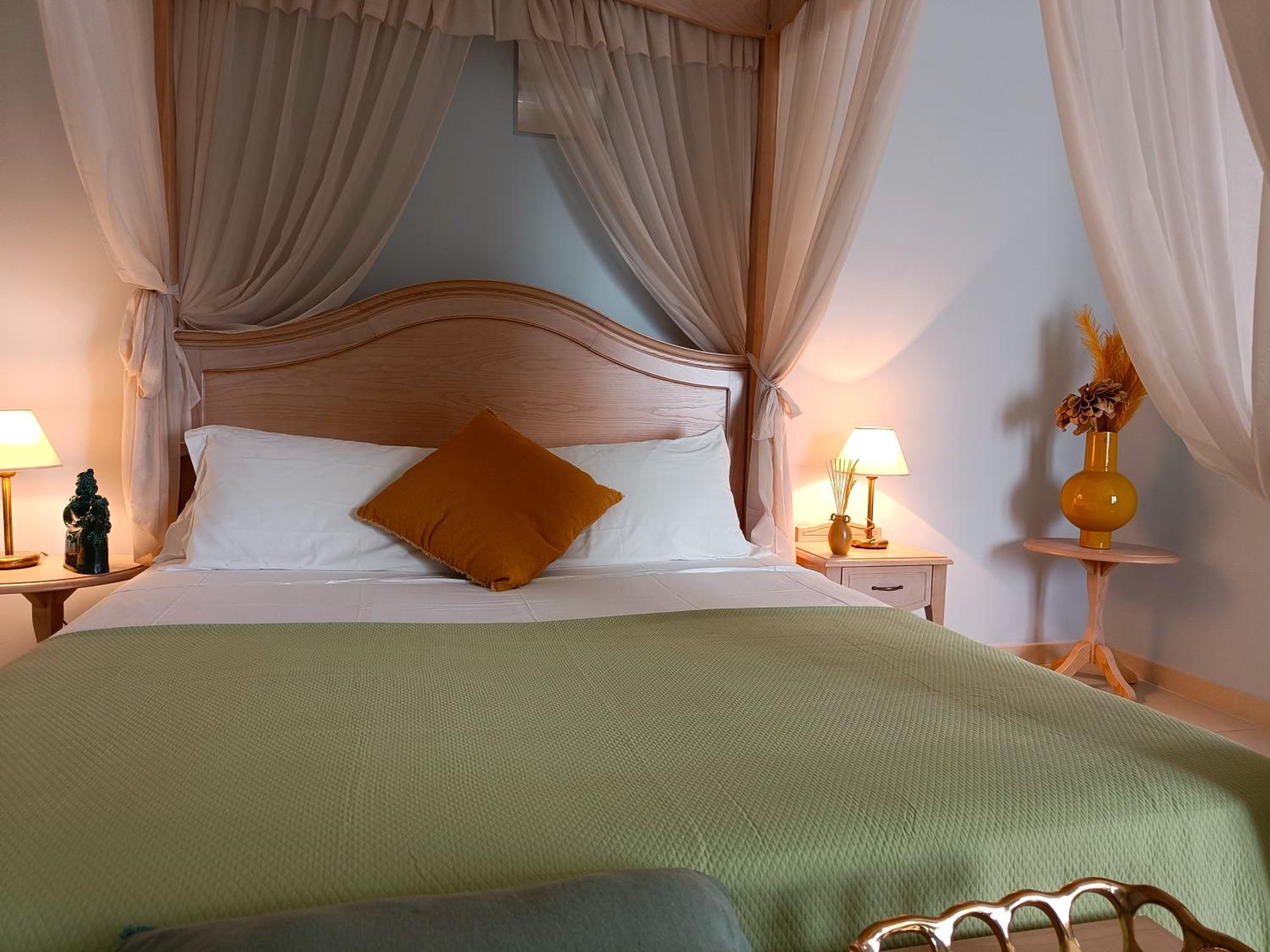 Suite with Balcony - Photo 1