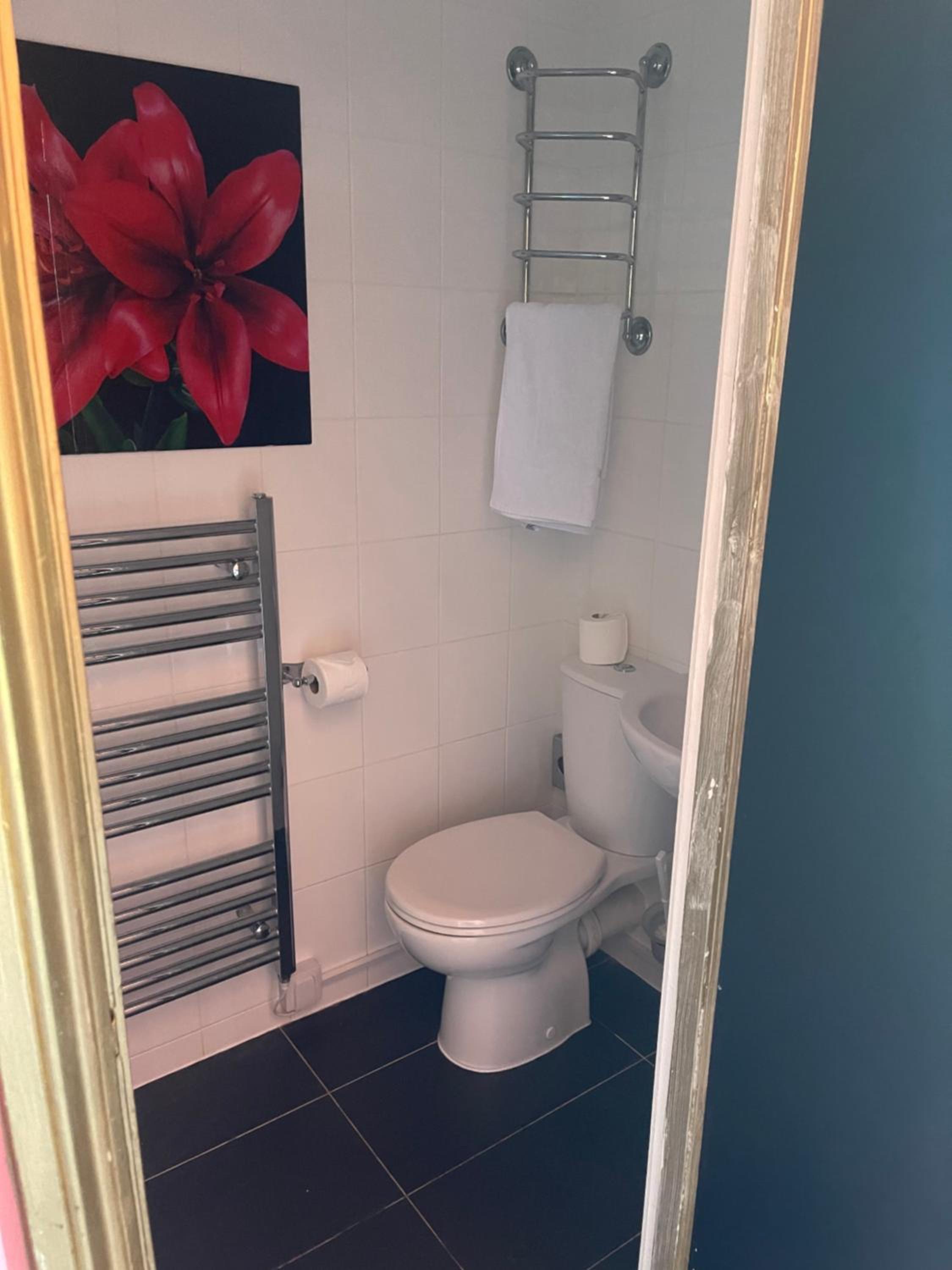 Deluxe Double Room with Sea View - Photo 22