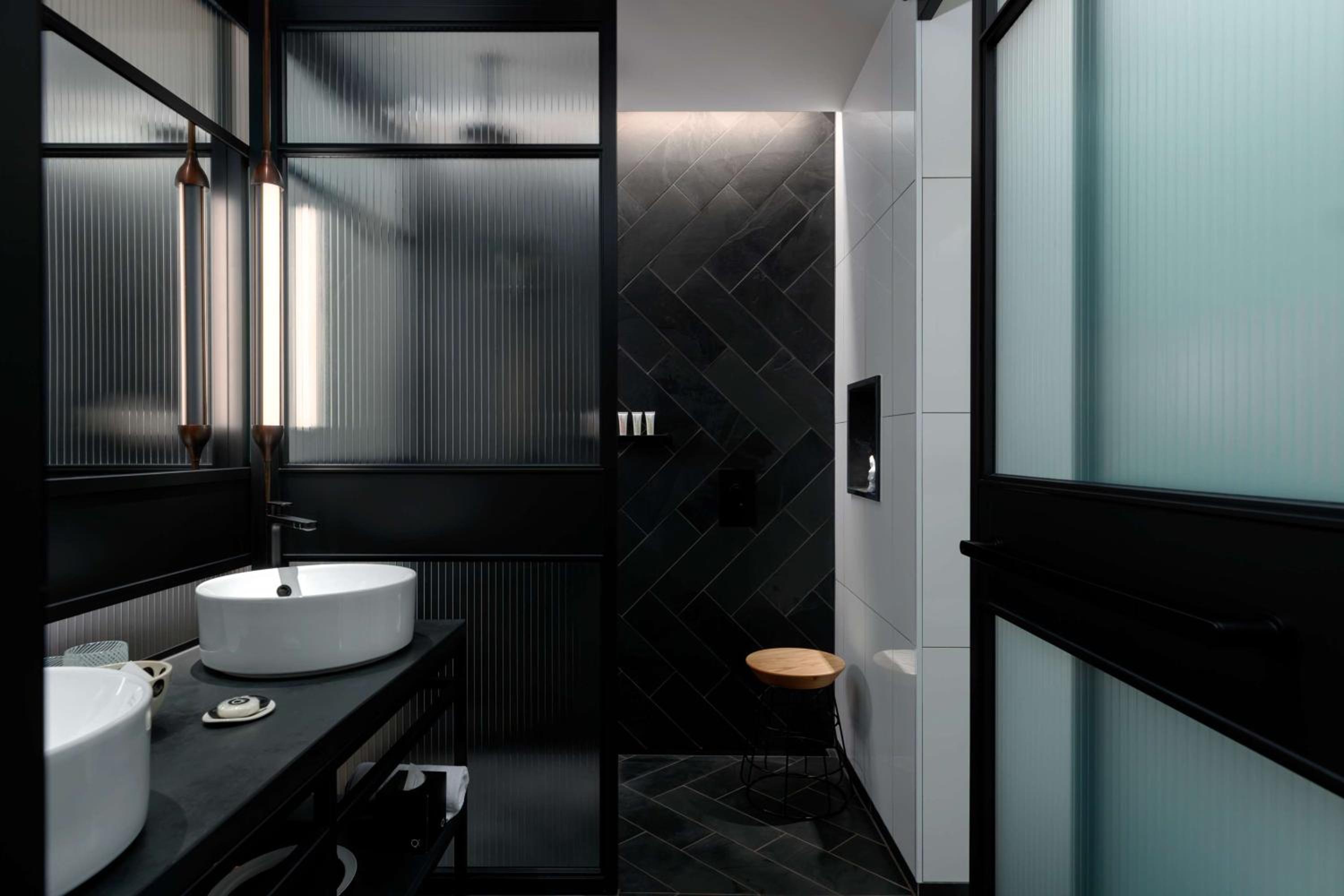 QT Deluxe Twin Room