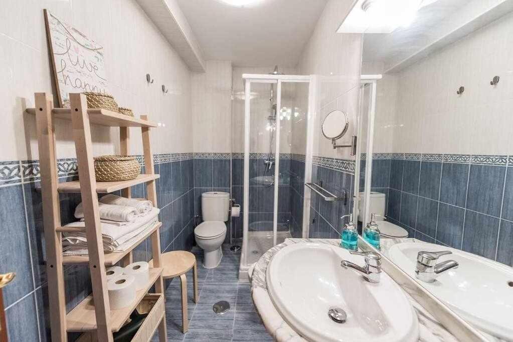 One-Bedroom Apartment photo 3