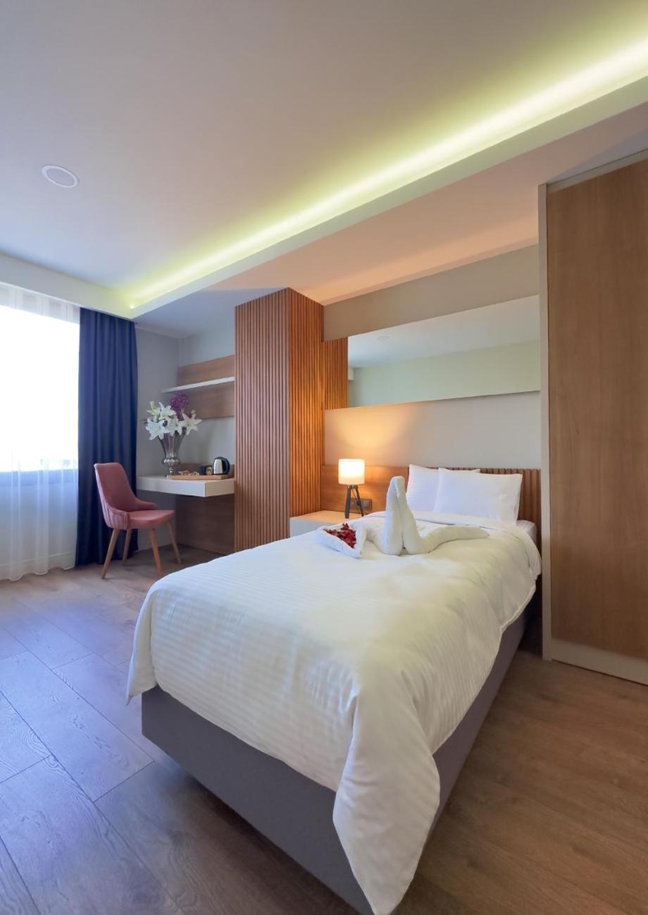 Single Room with Private Bathroom photo 1