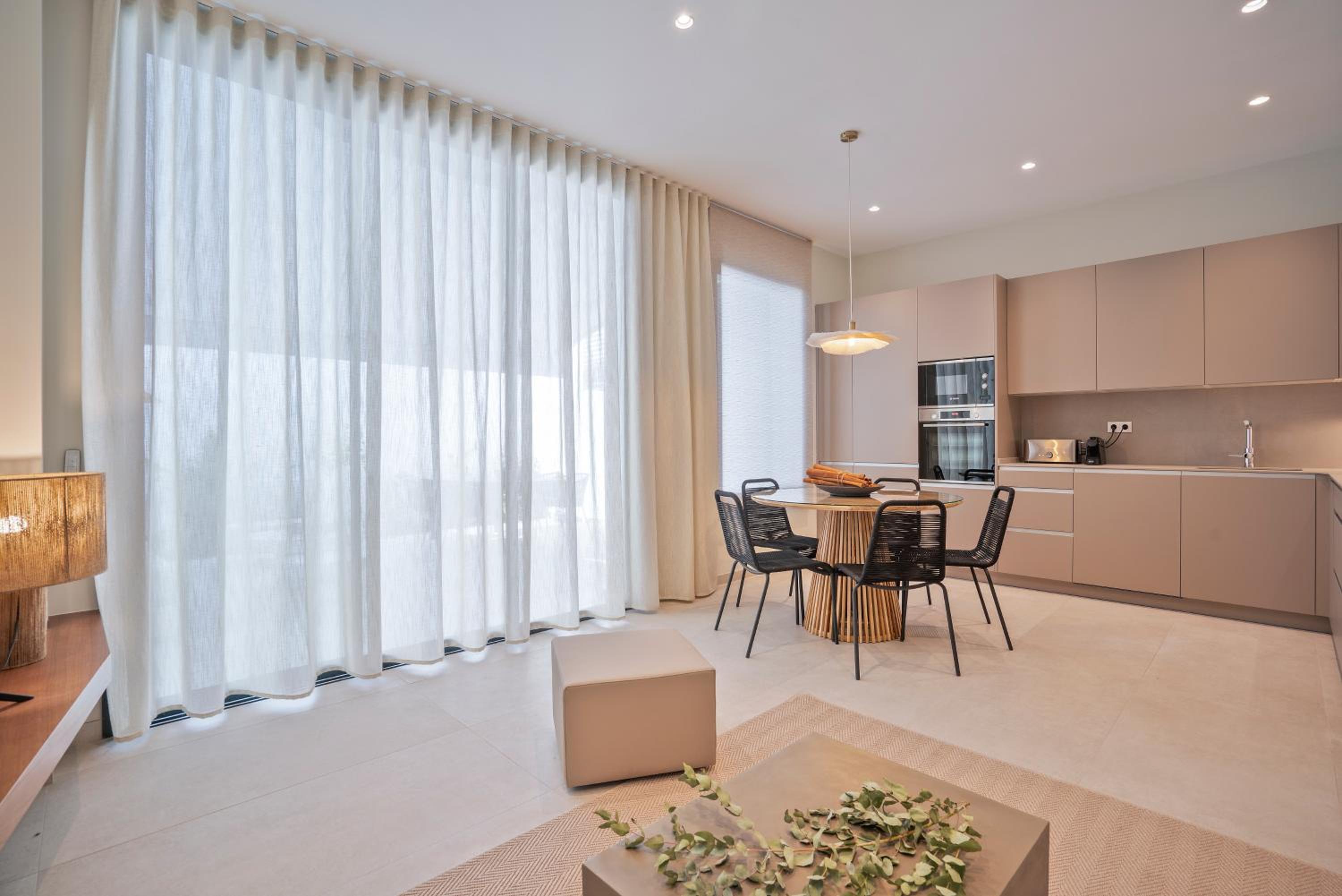 Two-Bedroom Apartment with Garden View photo 2