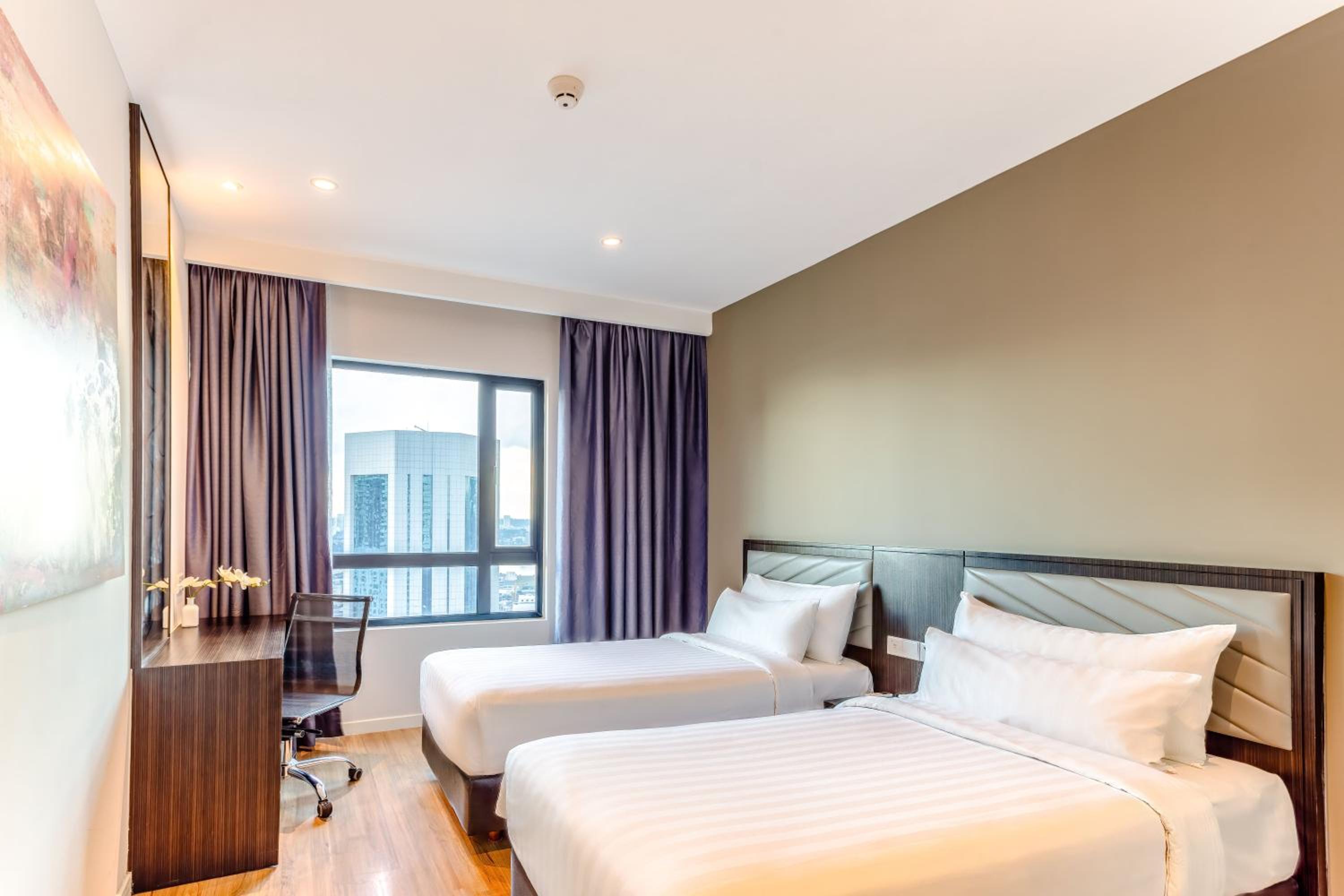 One Bedroom Suite Twin