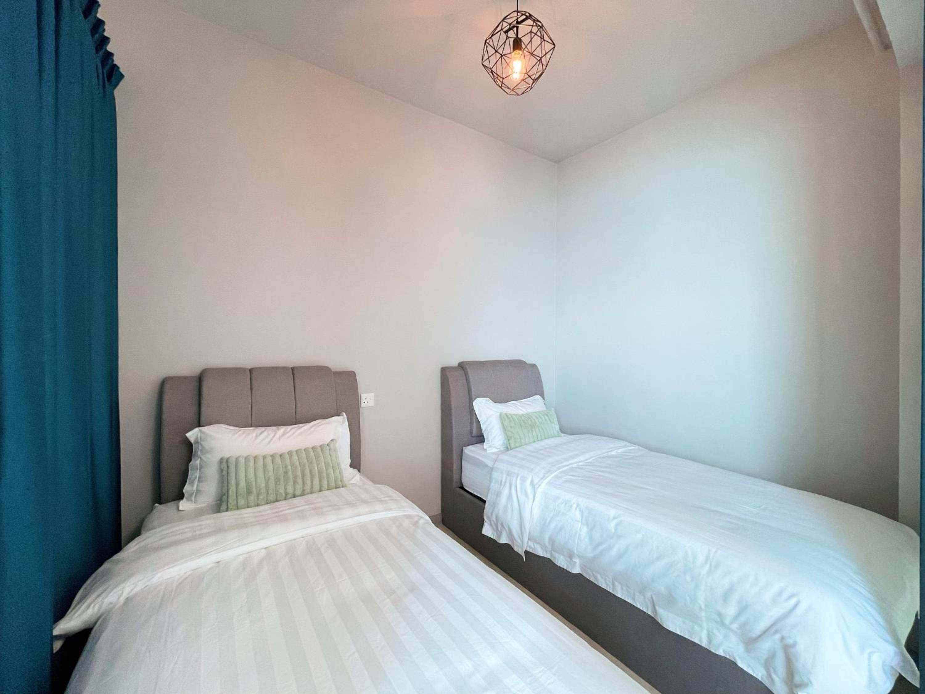 Two-Bedroom Apartment - Photo 17