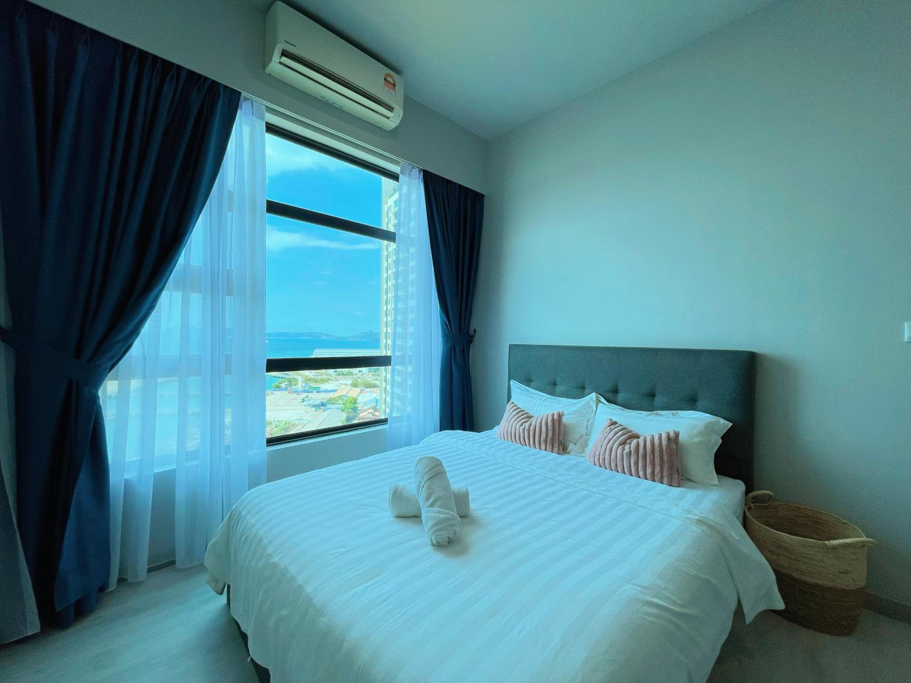 Two-Bedroom Apartment - Photo 18