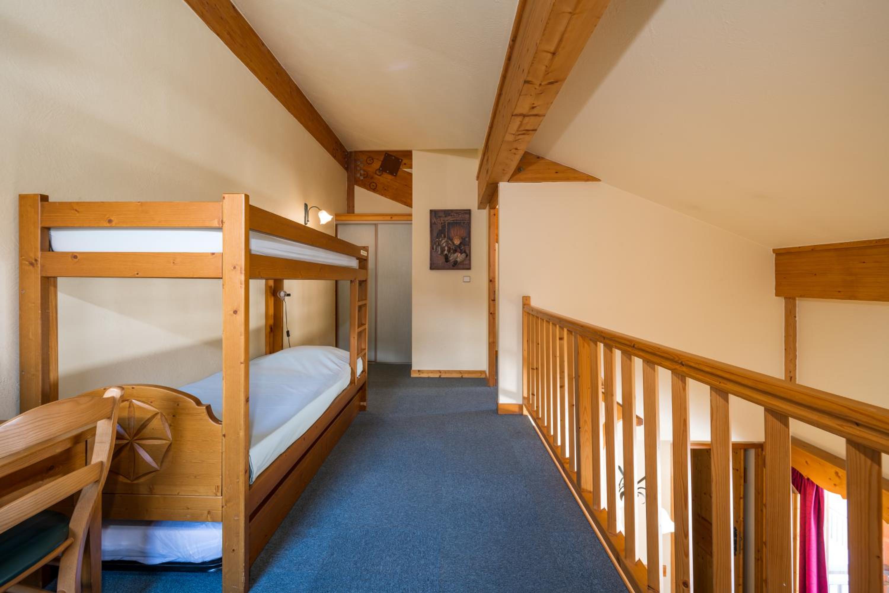 One-Bedroom Apartment with Balcony photo 1
