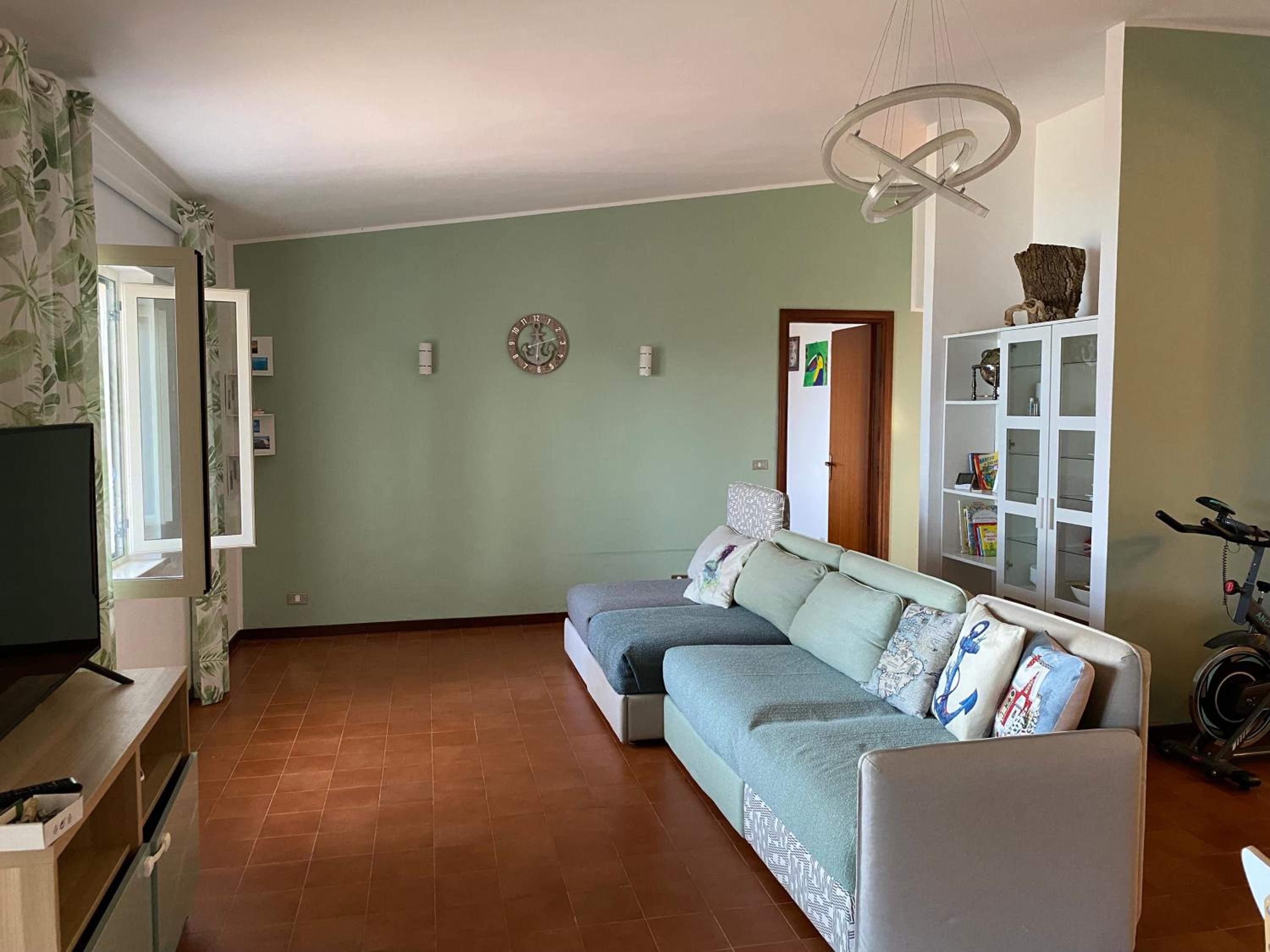 Three-Bedroom Villa photo 1