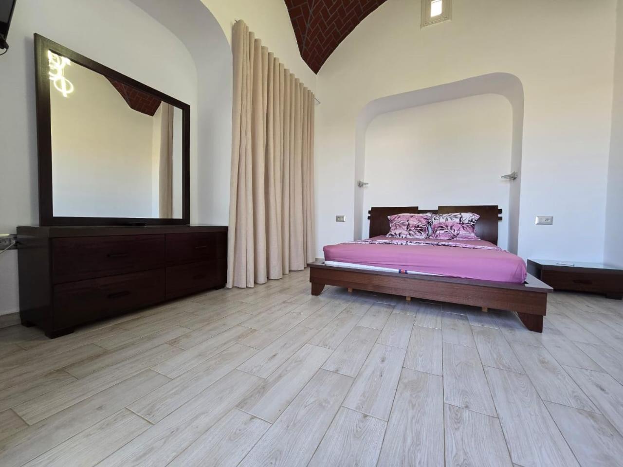 Three-Bedroom Villa photo 2
