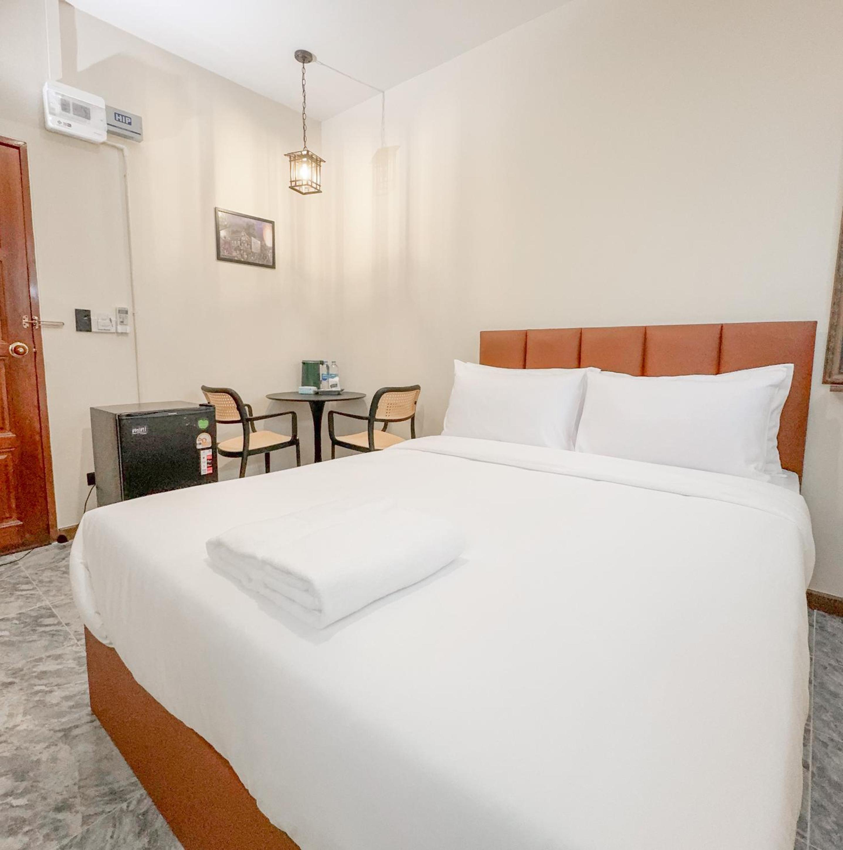 Double Room with Private Bathroom photo 1